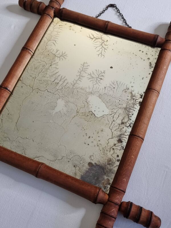 Miroir ancien en bois tourné à l'imitation du bambou, 43 x 49 cm