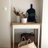 Farmhouse table