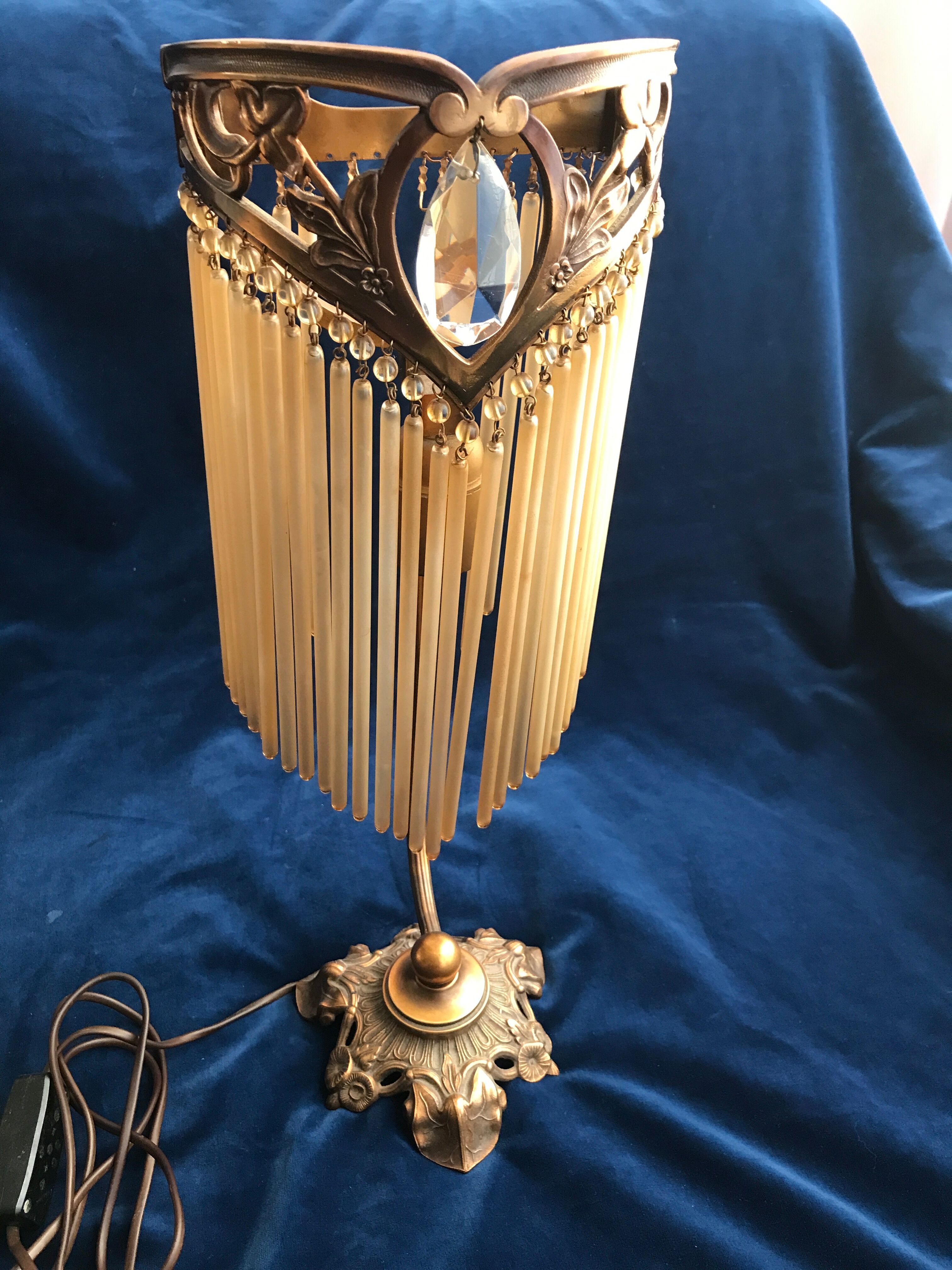 Art nouveau lamp