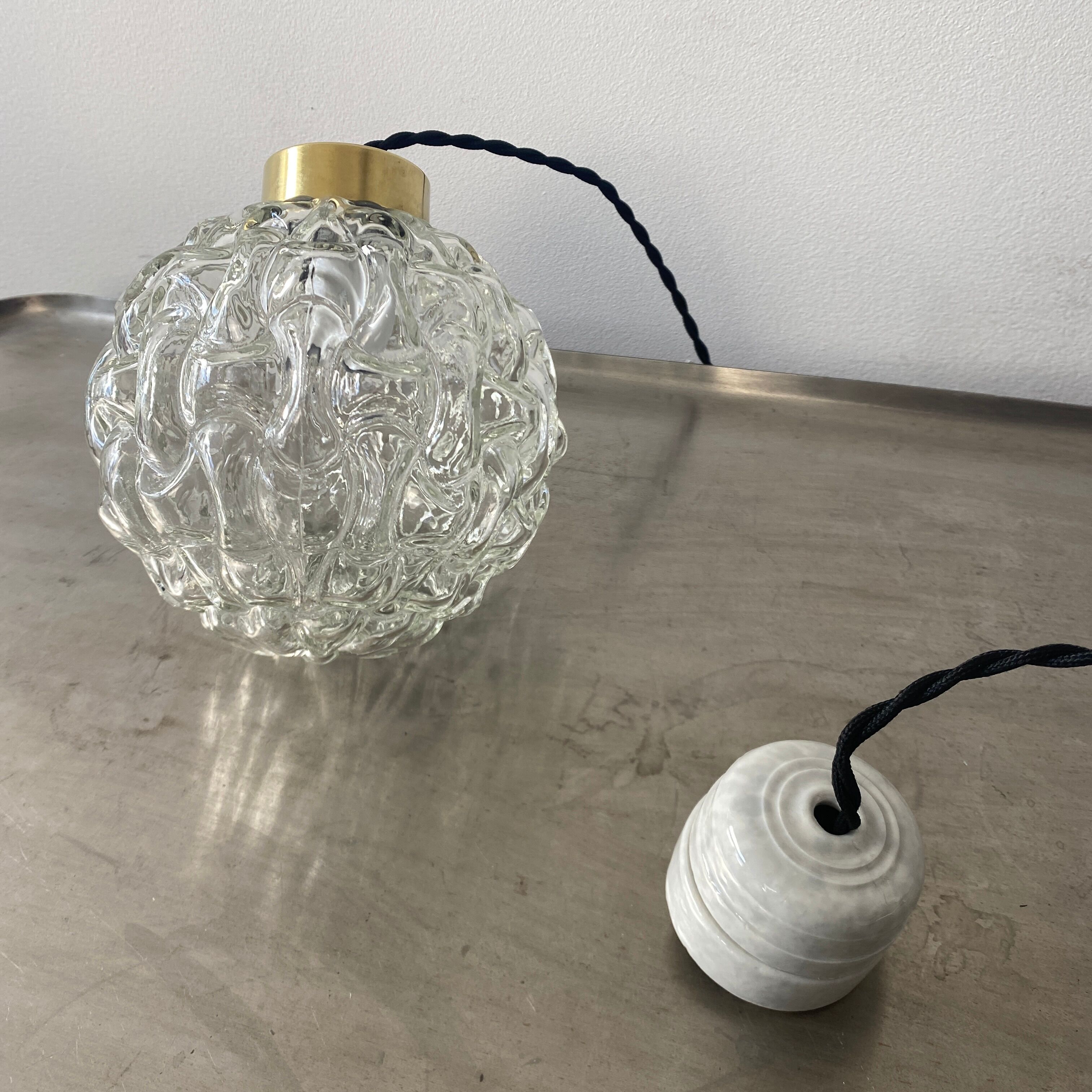 Lot 3 round lamps in vintage glass