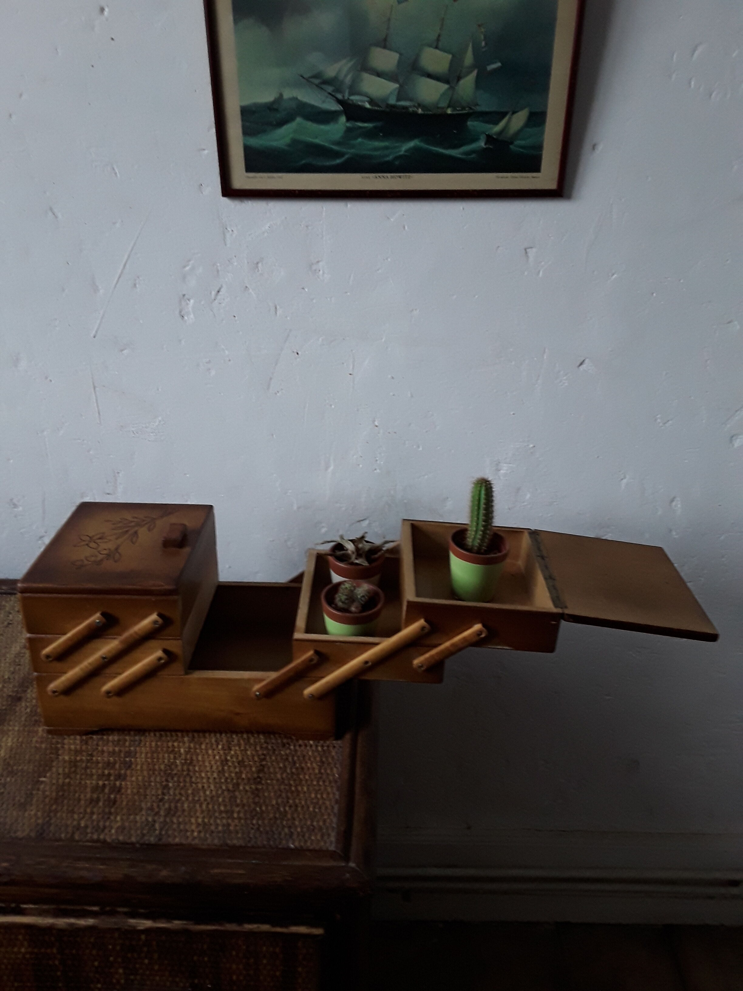 Boite à couture en bois vintage