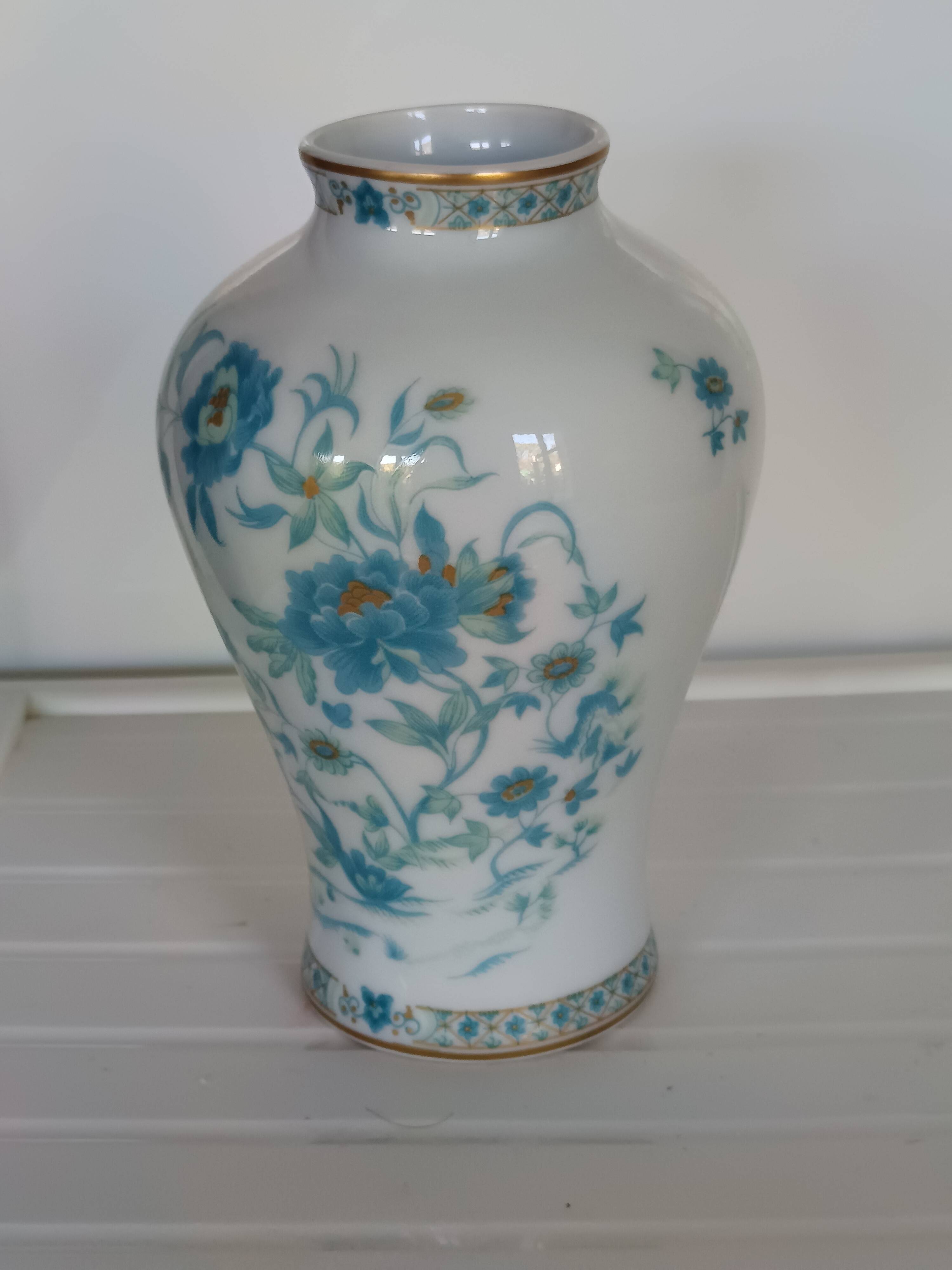 Haviland Limoges vase – Nankin turquoise and gold decoration – 17 cm