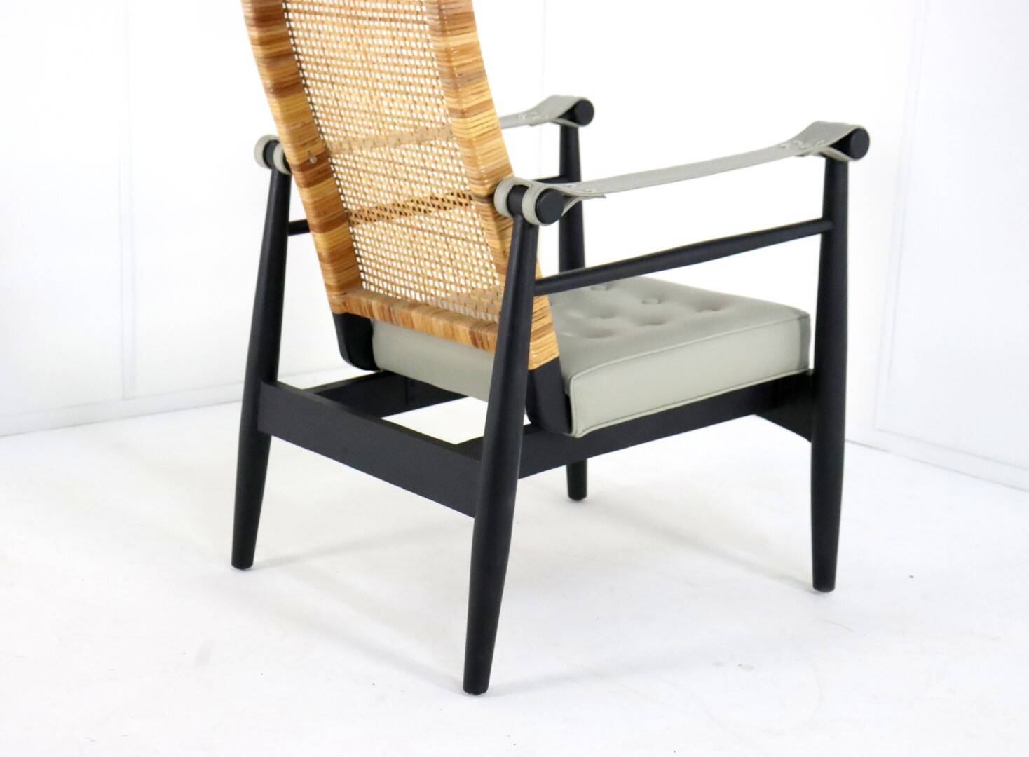 Fauteuil attr. J.P. Muntendam | dutch mid century design