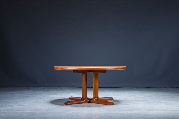 table basse danoise en teck du milieu du siècle de Dyrlund, années 1970.