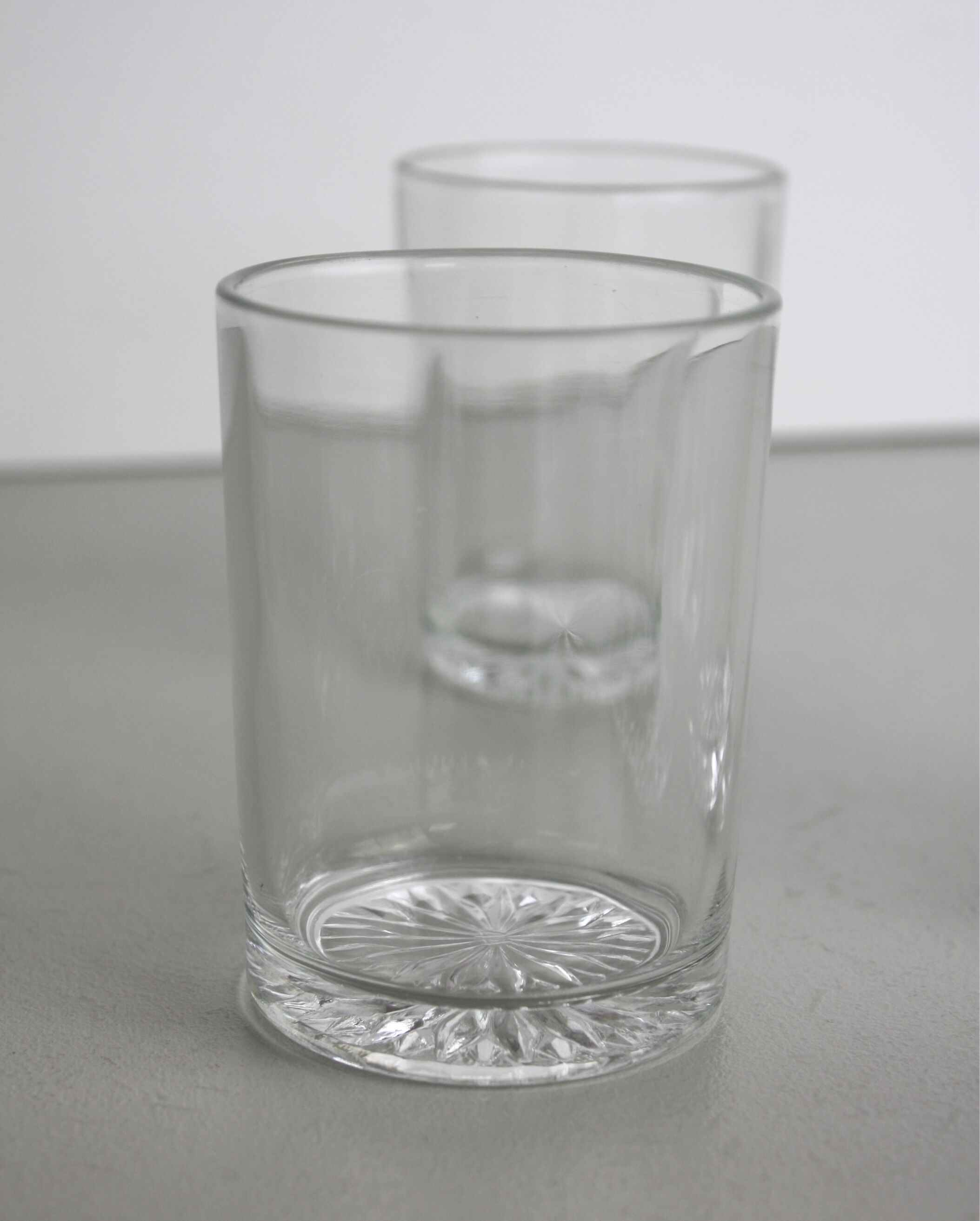 Set of 7 glass water glasses