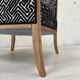 Fauteuil club en bois et tissu