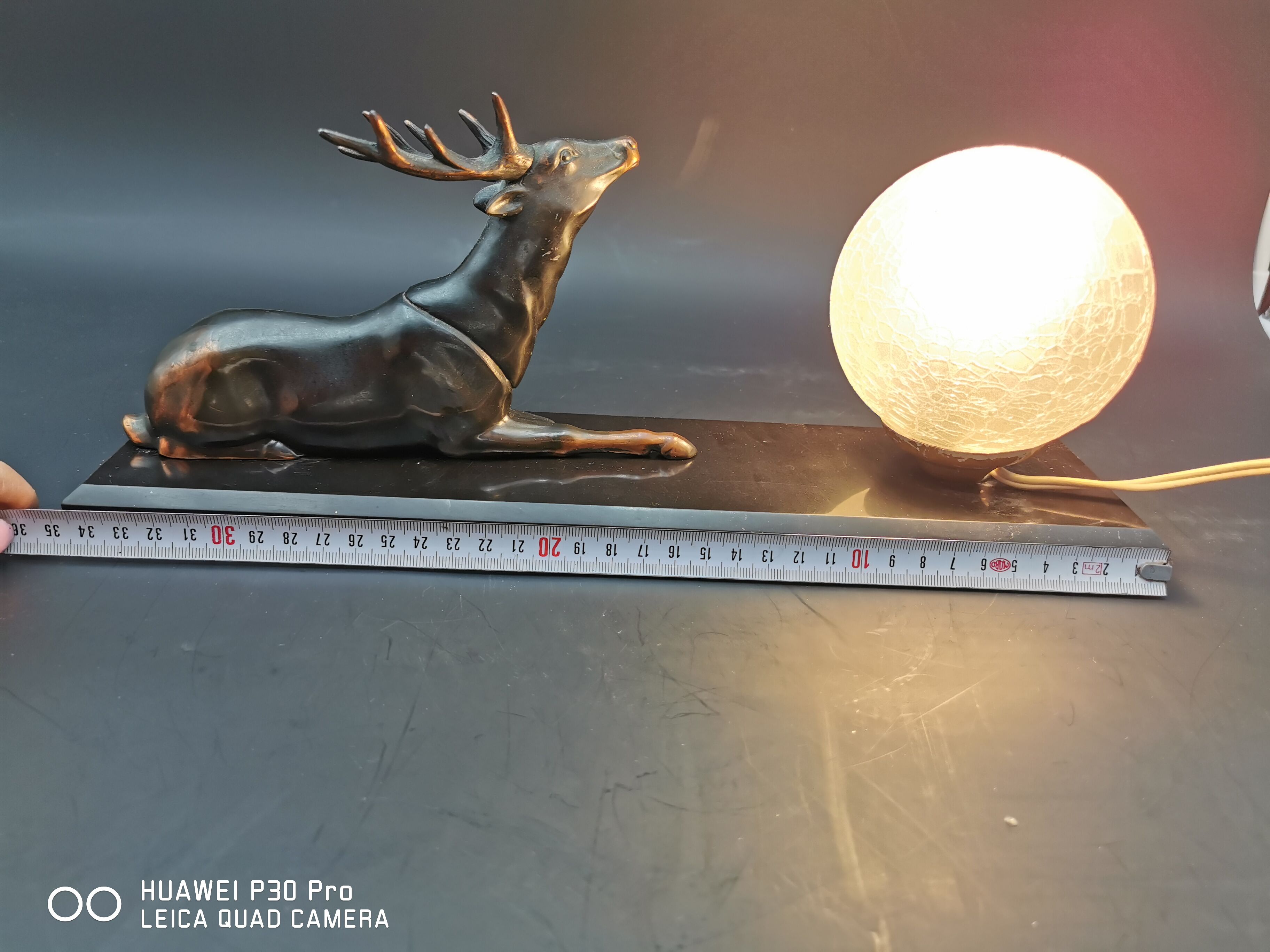 Lamp marble support deer Regulates