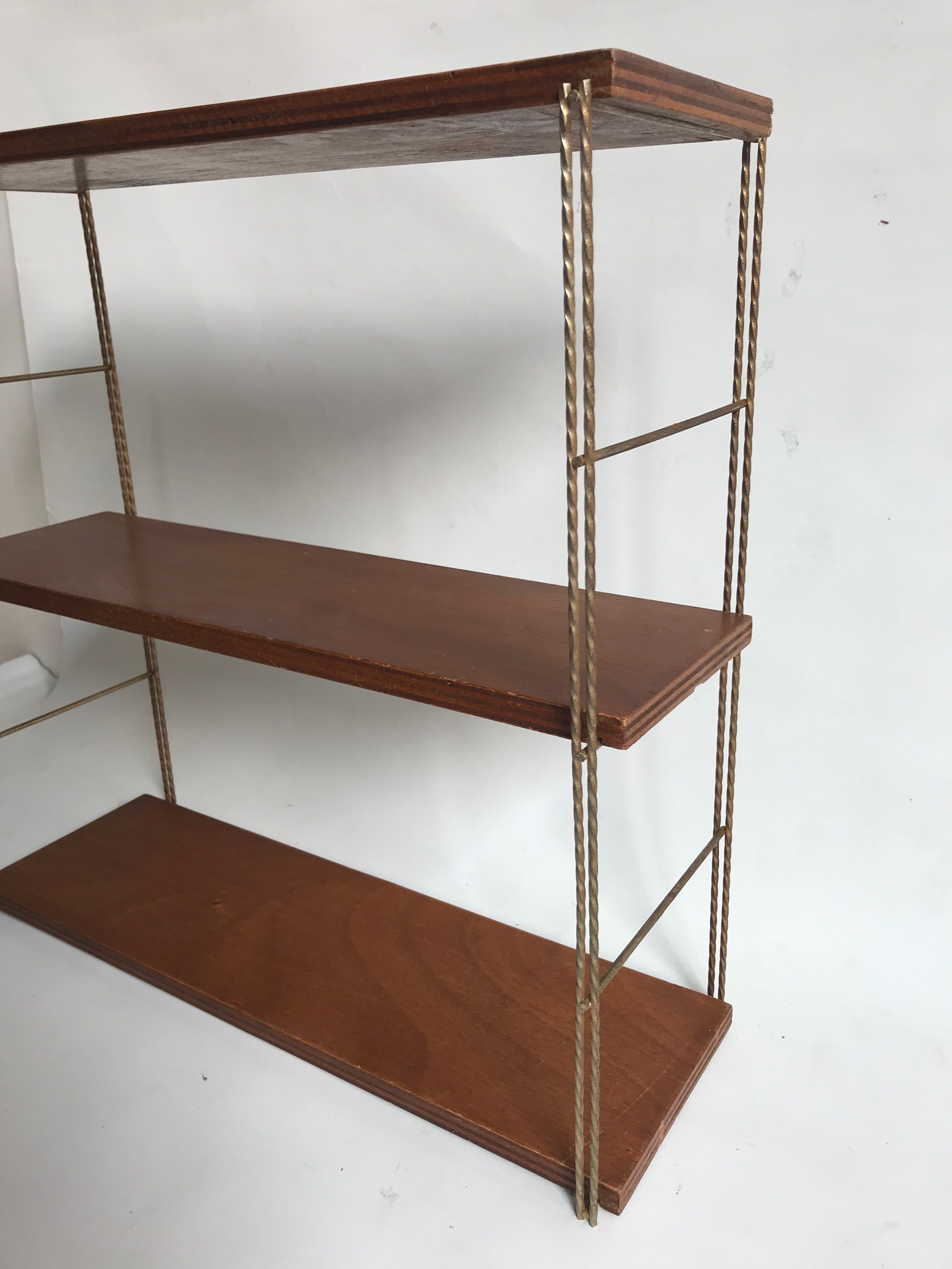 String wall shelves
