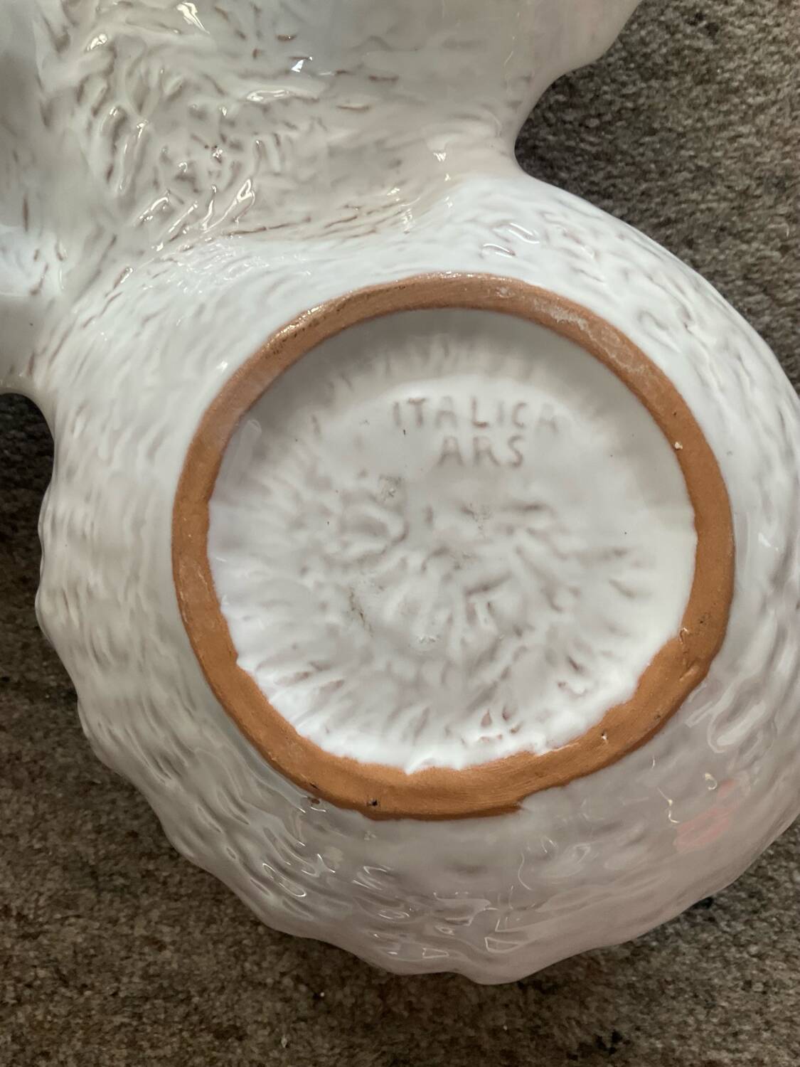 Vintage shell dish in glazed terracotta
