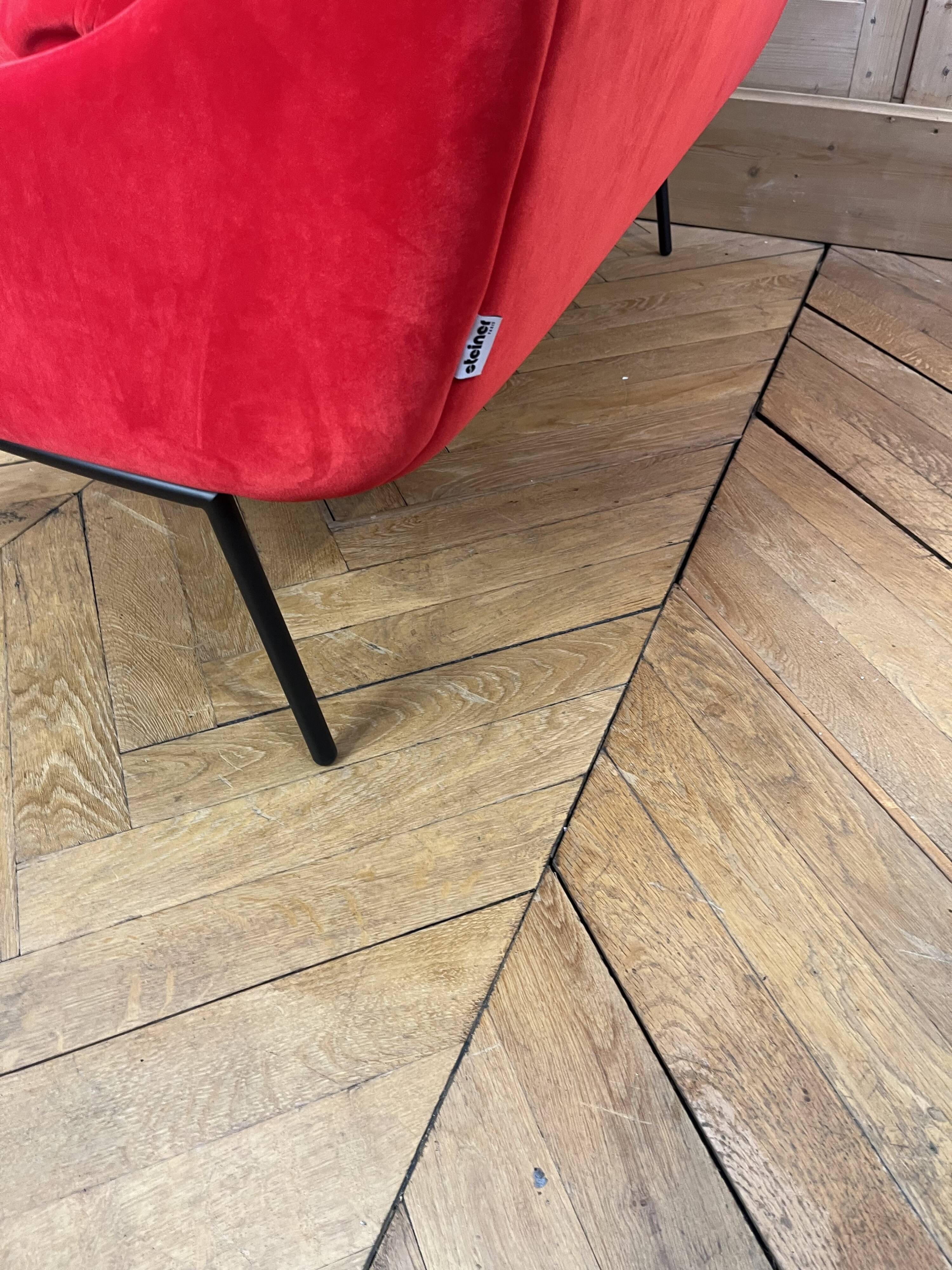 Sofa model 800 Joseph André Motte (1925-2003) Steiner Edition