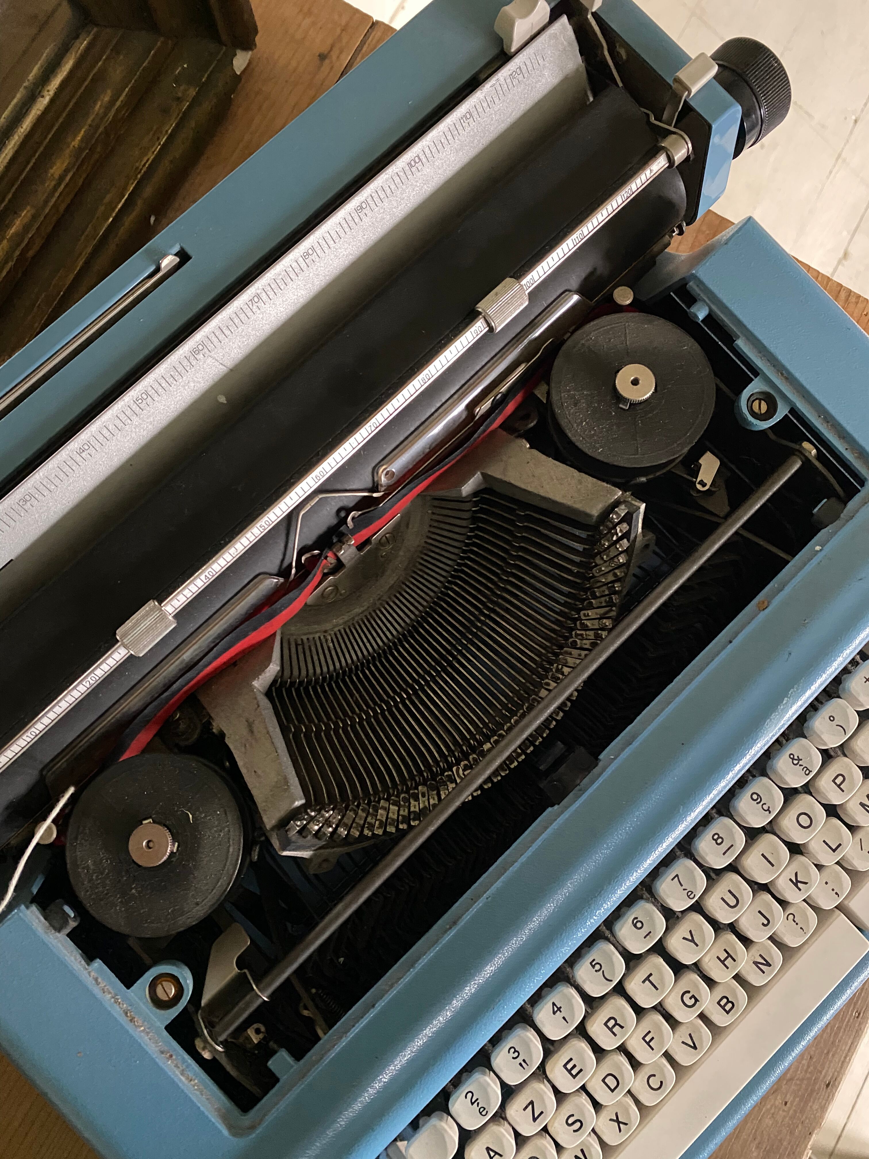 Olivetti Studio 46 typewriter