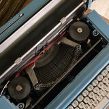 Olivetti Studio 46 typewriter