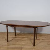 Mid-century teak oval extendable dining table from McIntosh, United Kingdom, 1960s