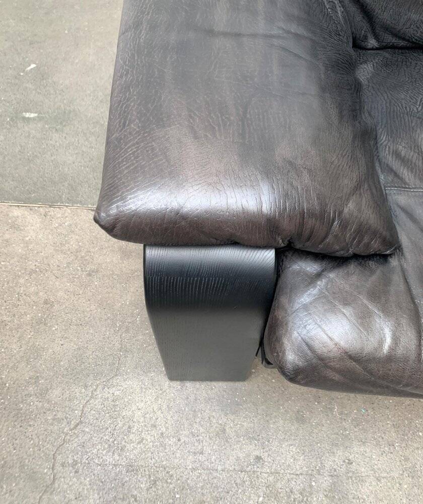 Postmodern German brutalist lounge chair by Rolf Benz for Musterring, 1990s.