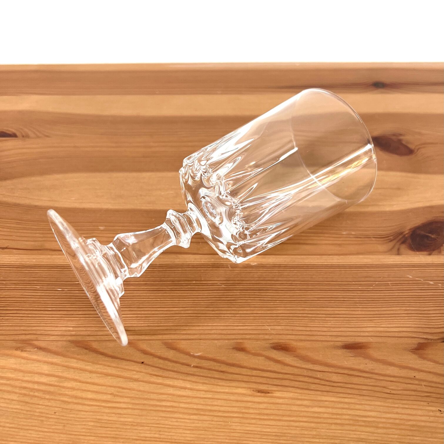 Vintage cristal d'Arques glasses - Louvre model