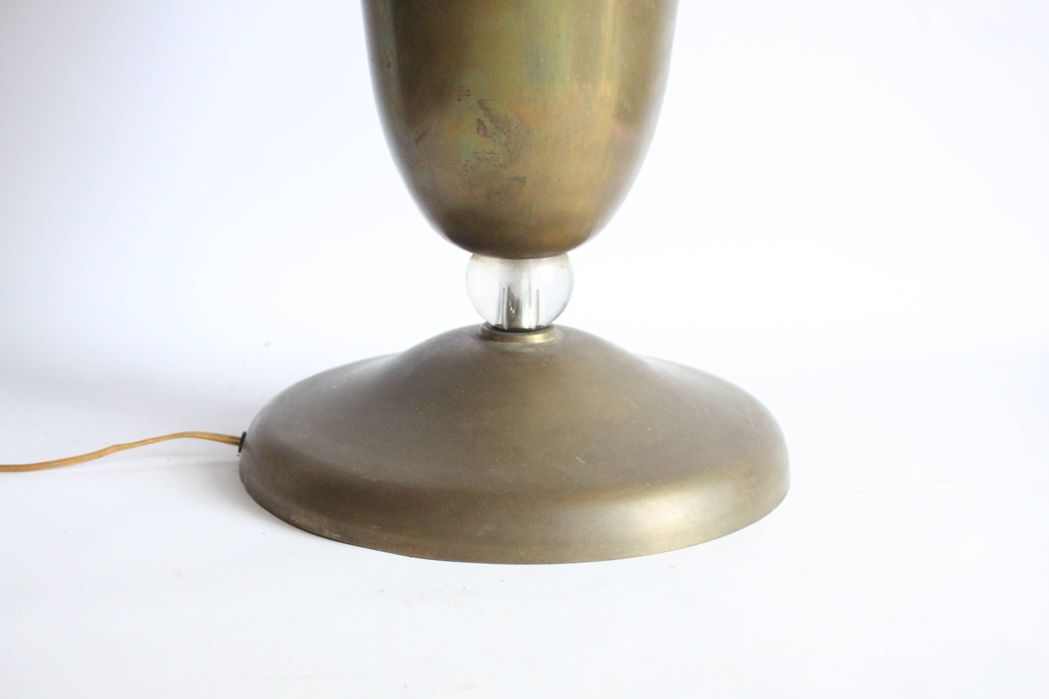 Lampe calice en laiton de style Art déco, années 1930-1940