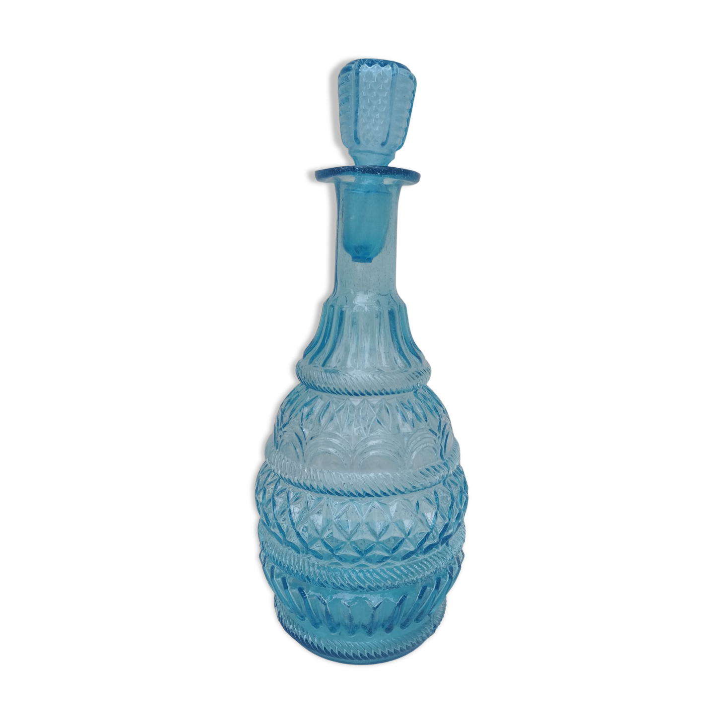Chiseled glass decanter