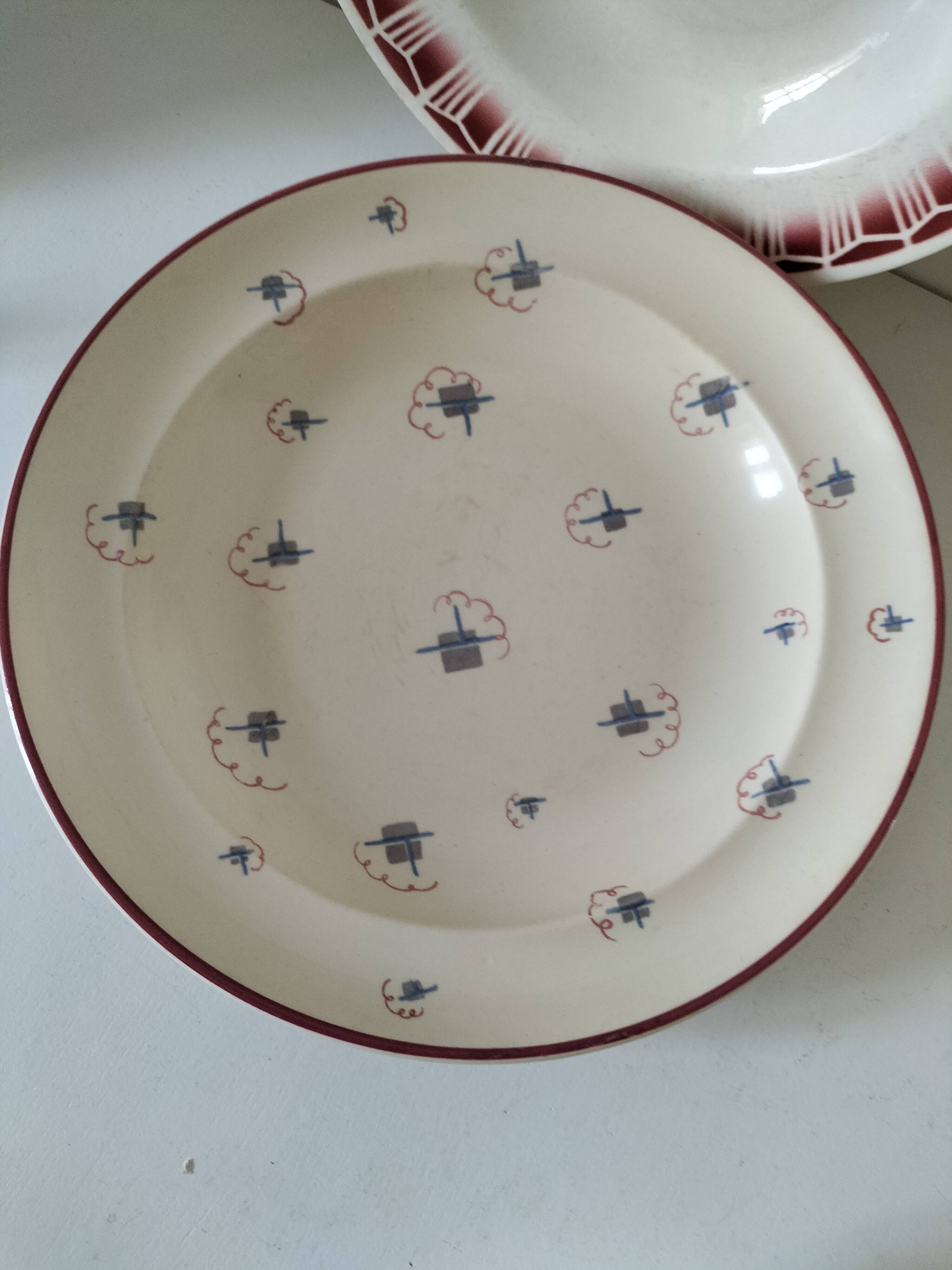 4 antique deep plates Céranord St Amand and Grand Dépôt E. Bourgeois