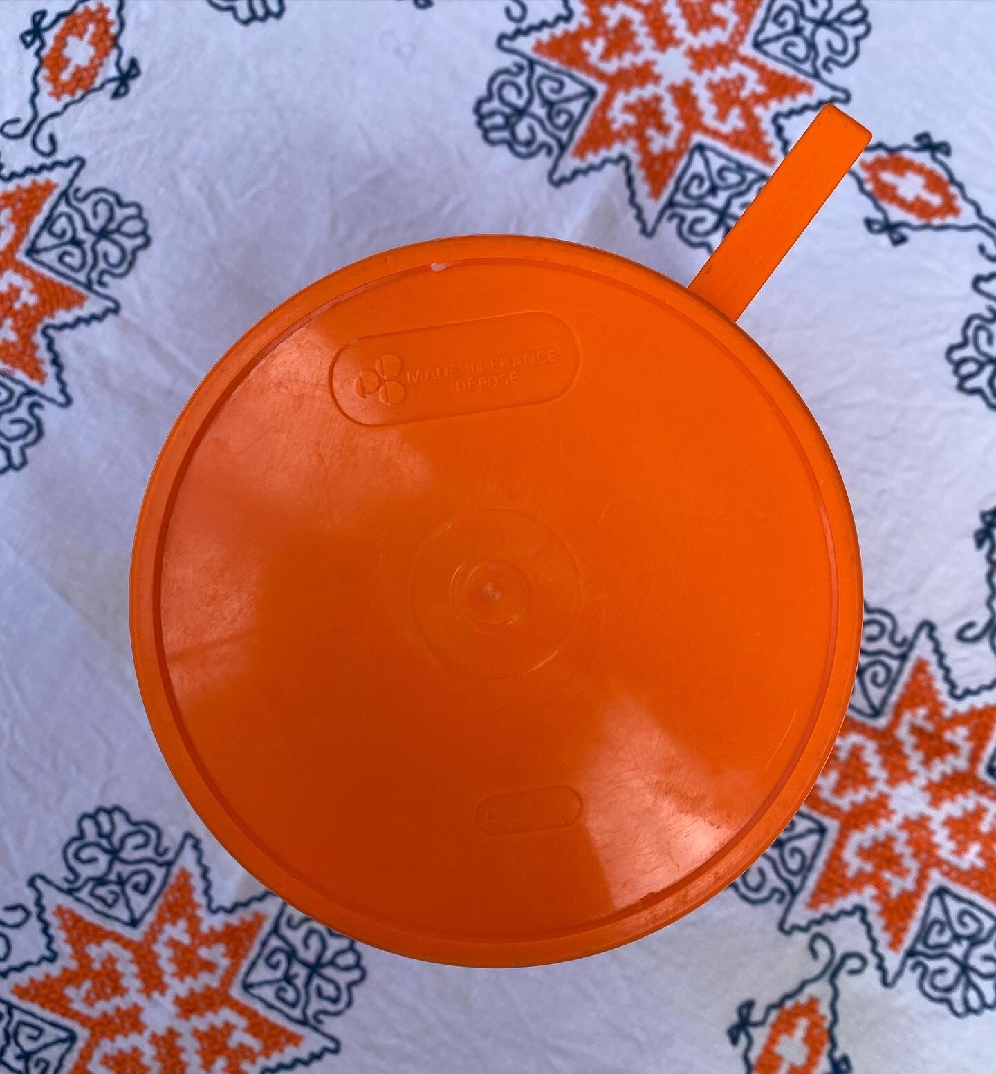 Orange plastic pitcher - vintage - made in france