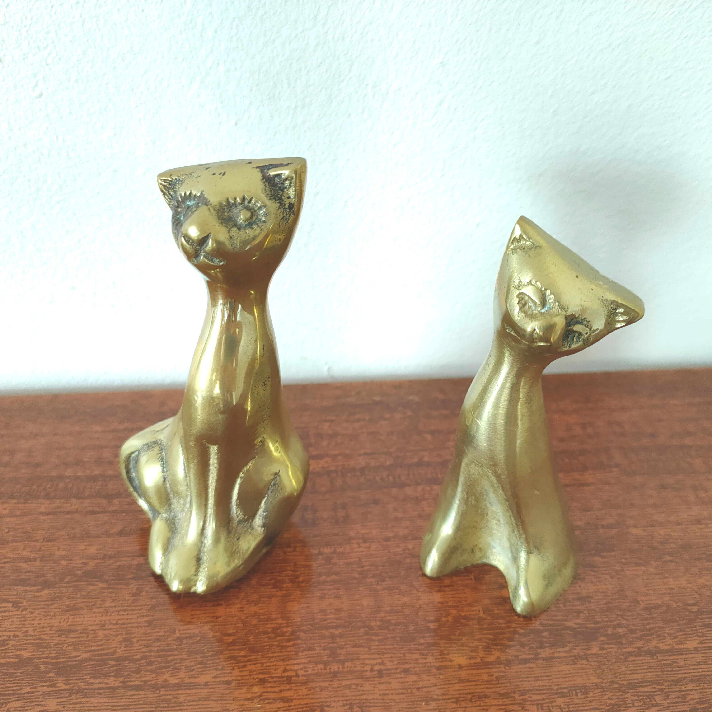 Couple brass catw
