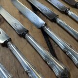 Set of 12 dessert knives in silver metal with steel blades from the early 20th century
