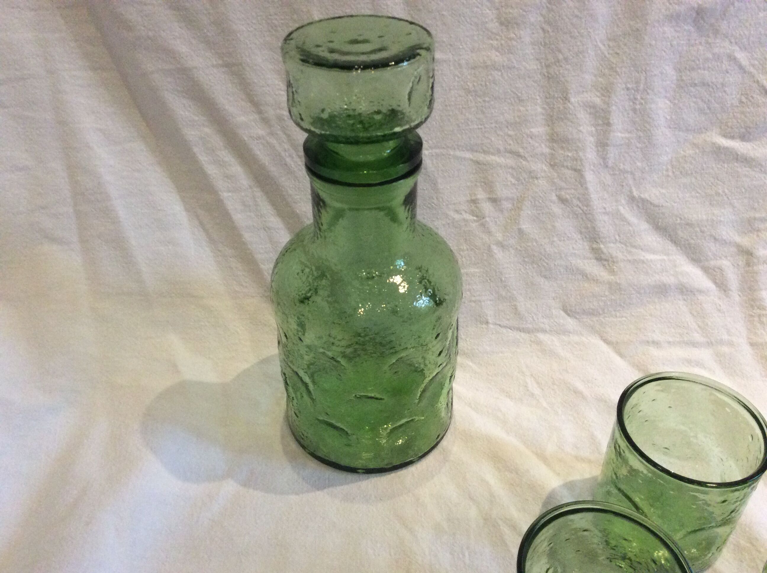 Ensemble de 12 verres avec leur carafe assortie