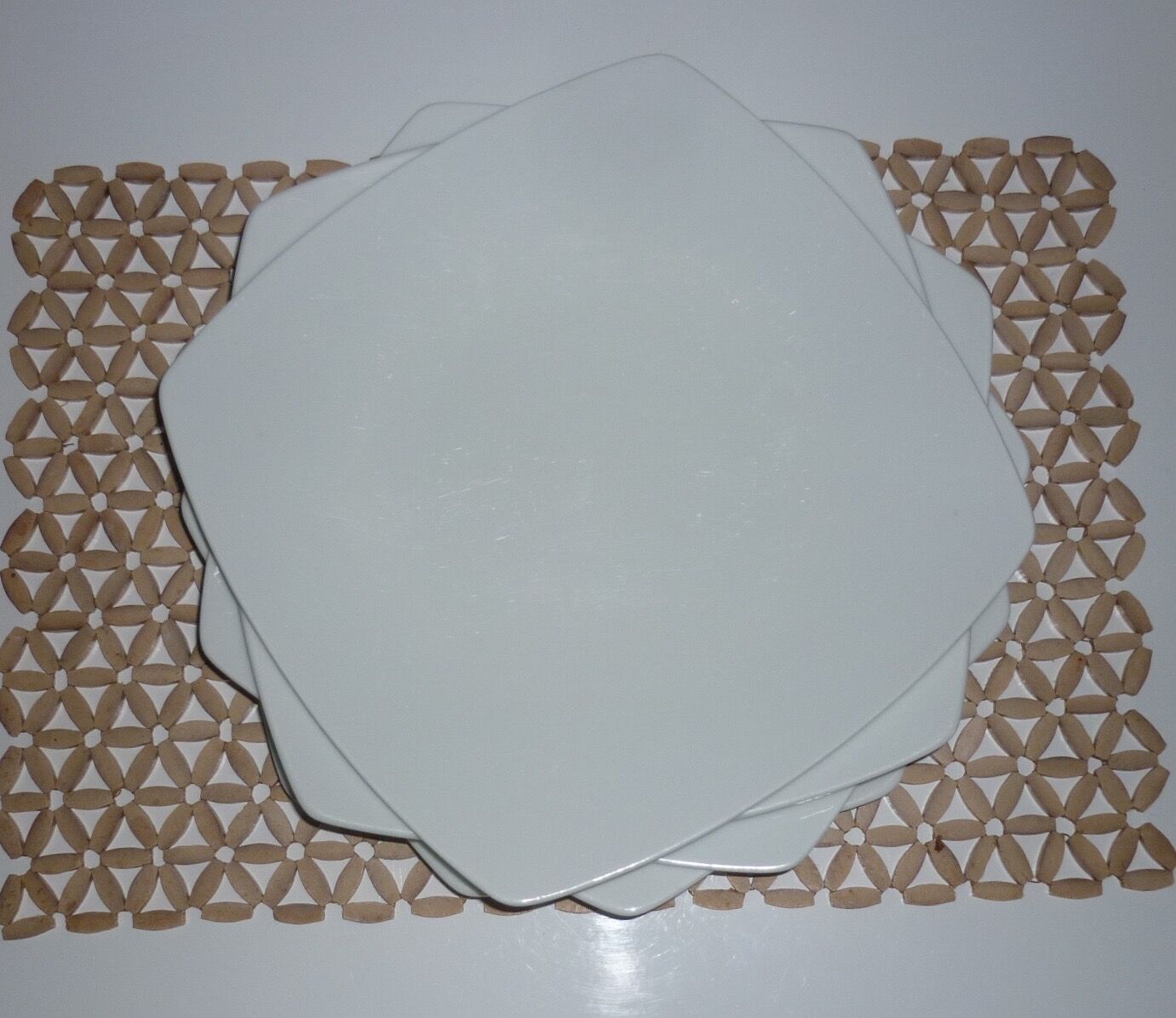 Assiettes blanches