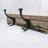 Solid teak coat hook with 2 double cast iron hooks