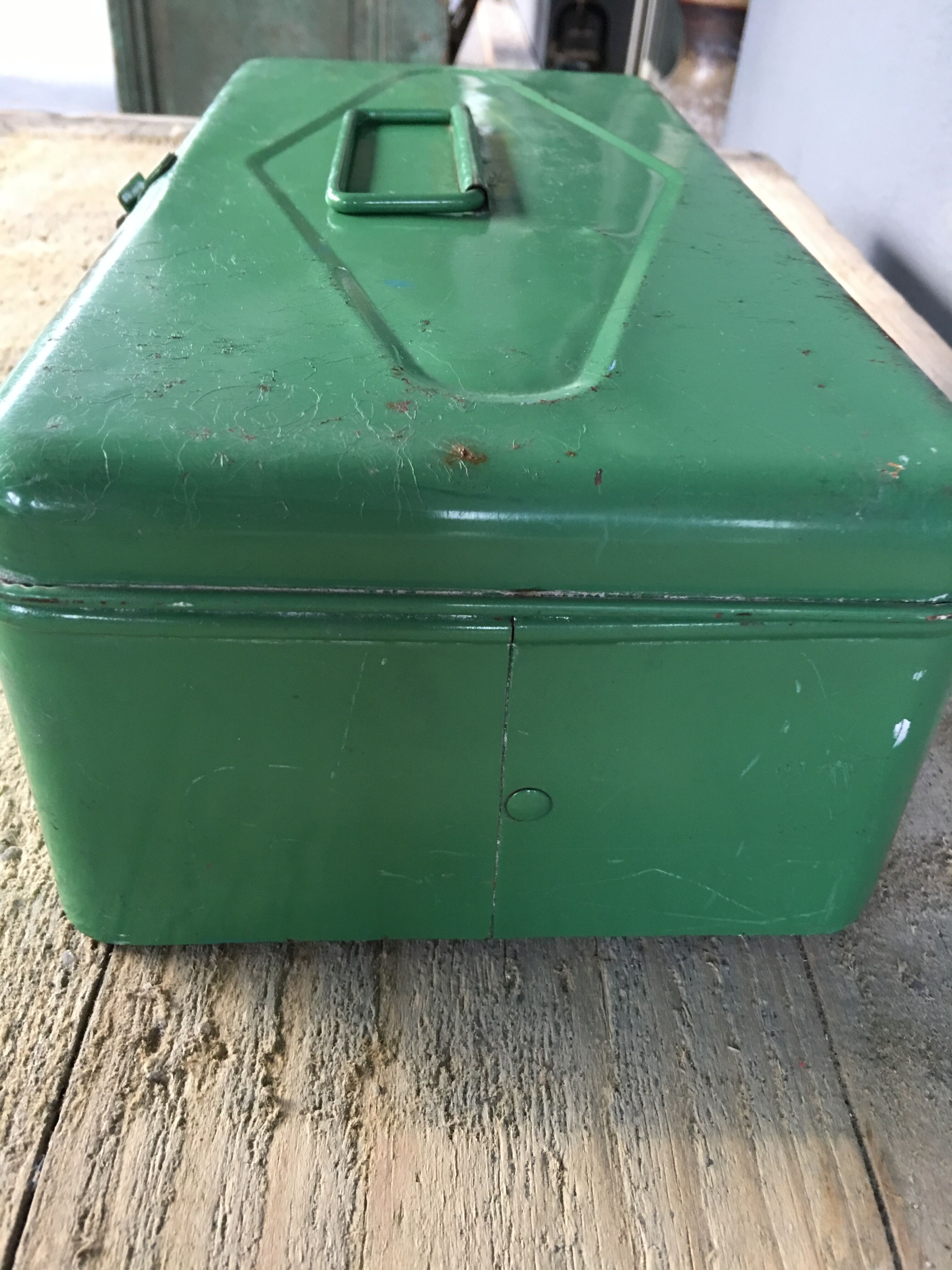 Toolbox metal 1960