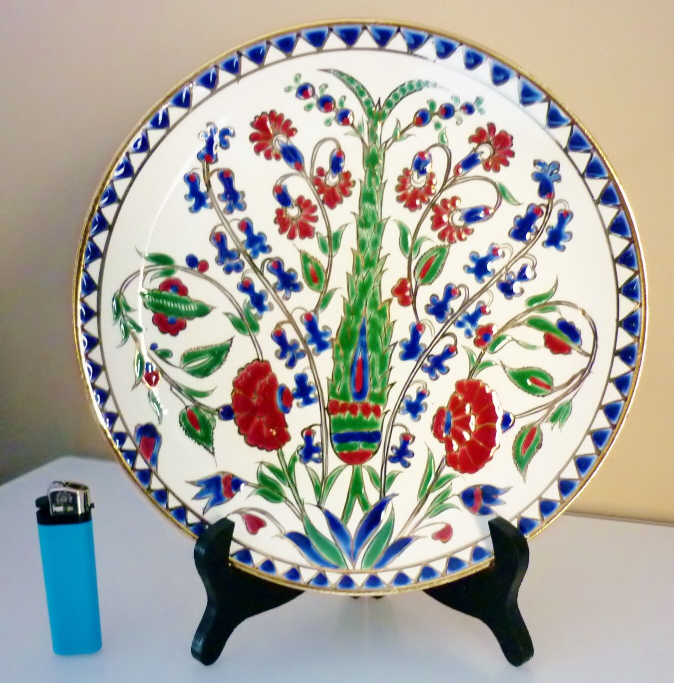 Enamelled plate Keramik decoration of ibiscus, cloisonné enamels, thick, Rhodes Greece