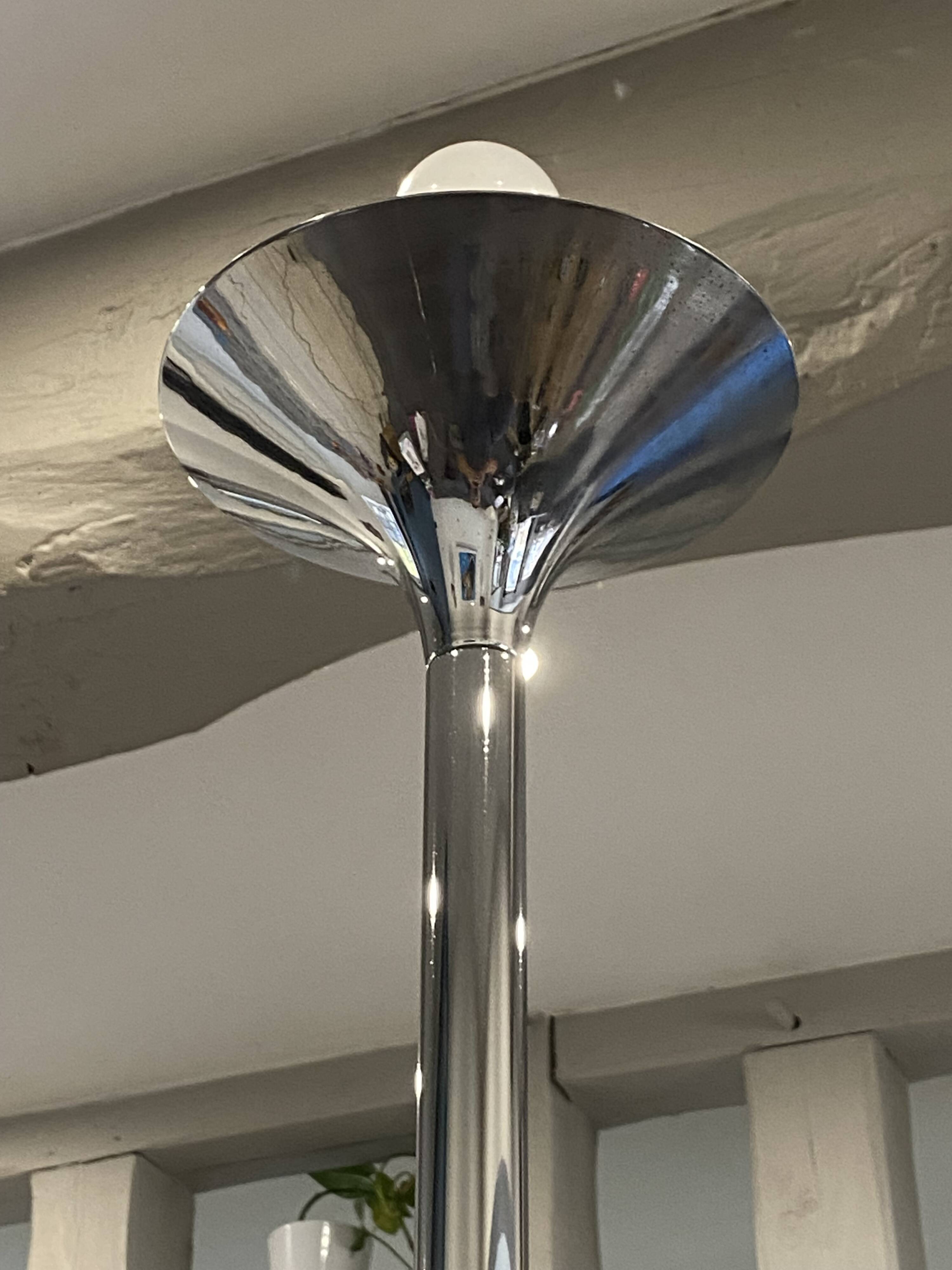 Chrome floor lamp Guzzini vintage 1960