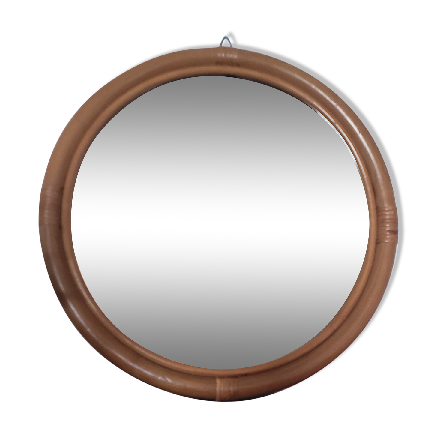 Round rattan mirror