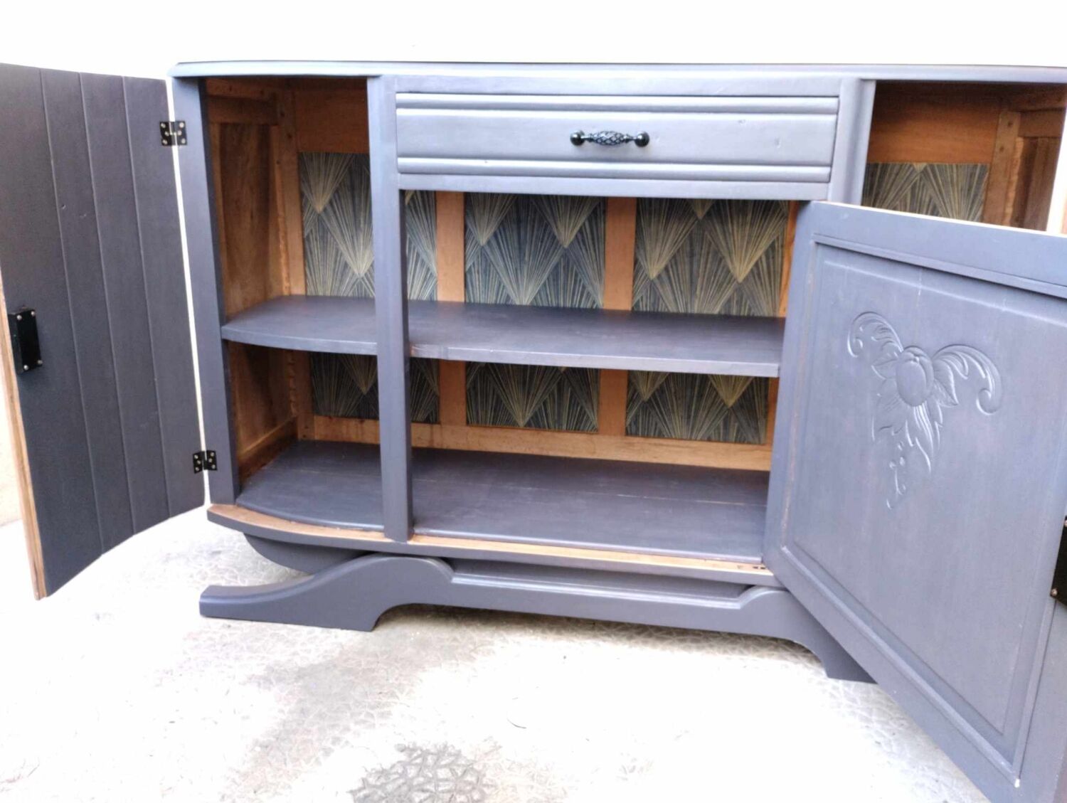 Buffet gris