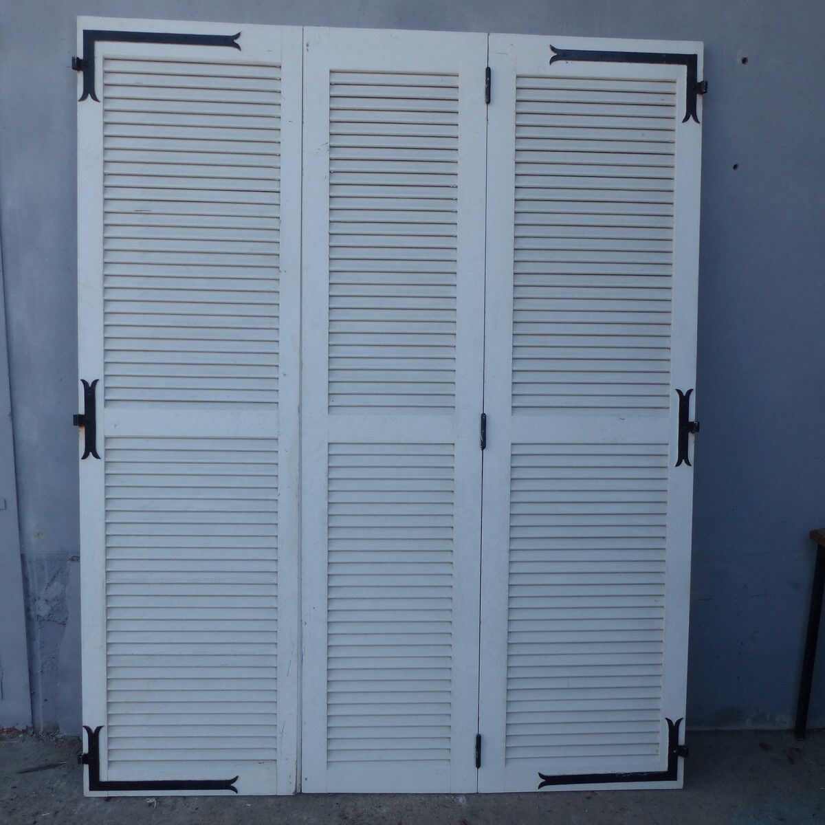 Set of 3 wooden shutters