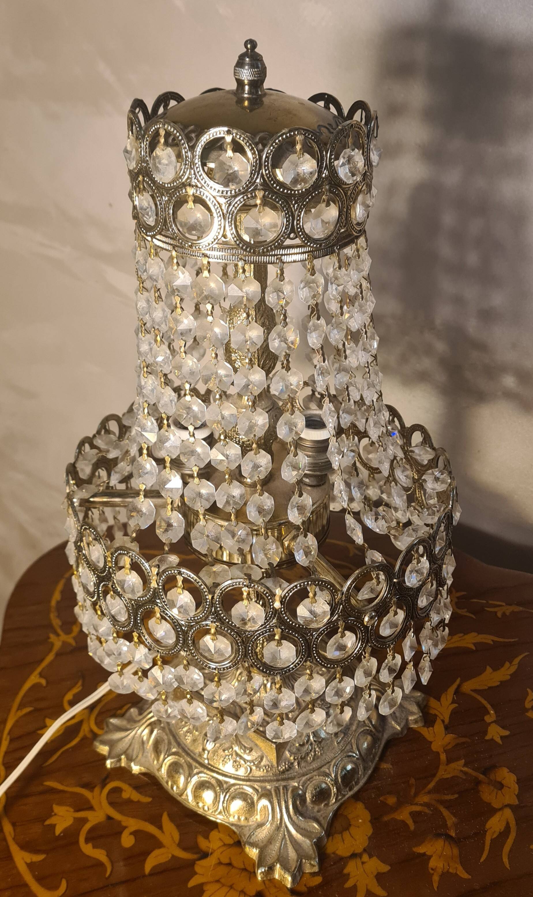 Bronze and brass table lamp 40x20 with crystal glass pendants from the 1940s to 1950s