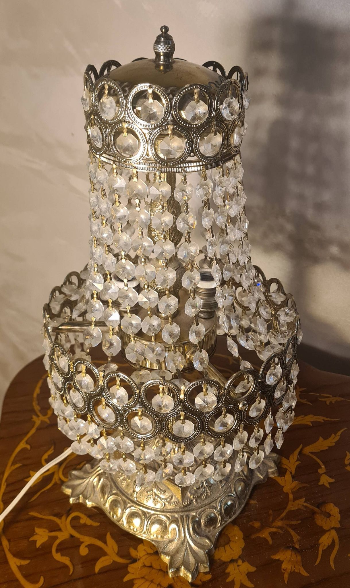 Bronze and brass table lamp 40x20 with crystal glass pendants from the 1940s to 1950s