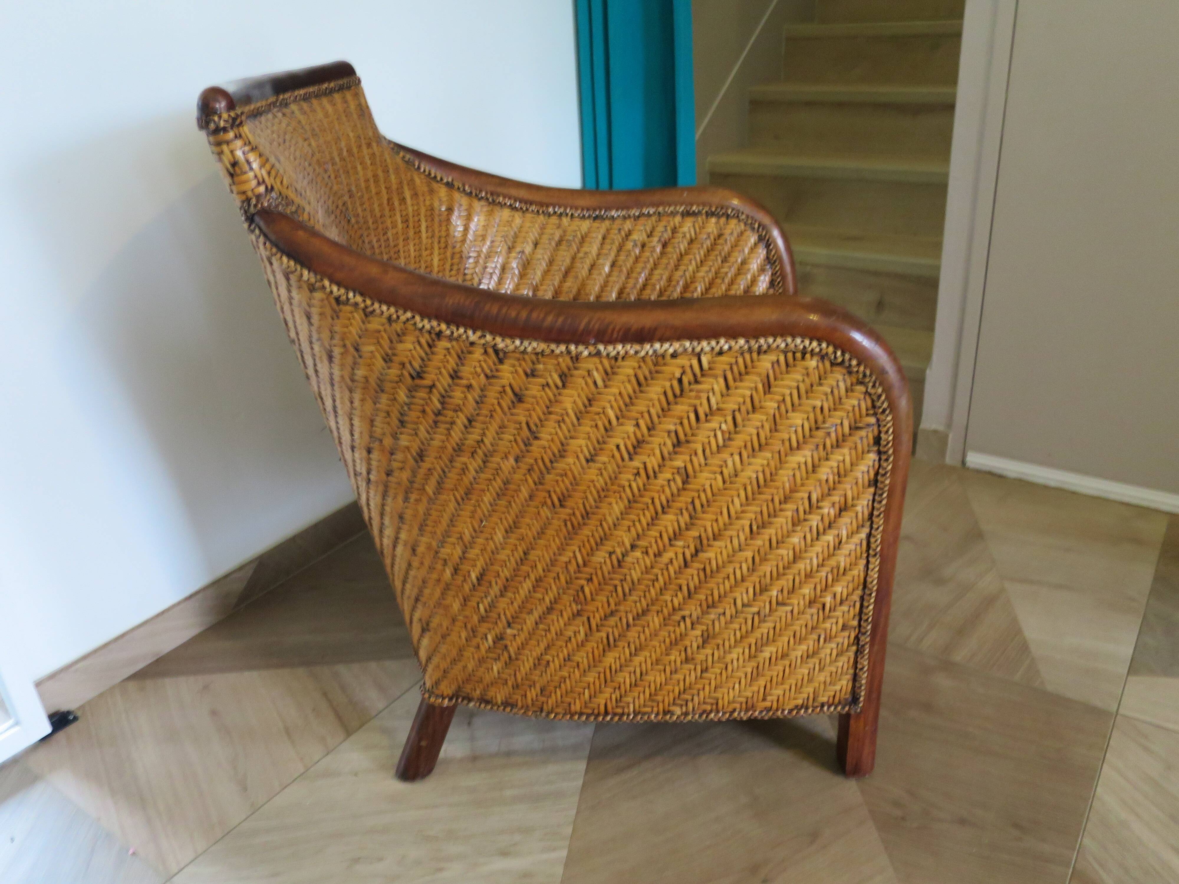 Fauteuil Style Colonial-Rotin tressé-Vintage-coussin simili cuir