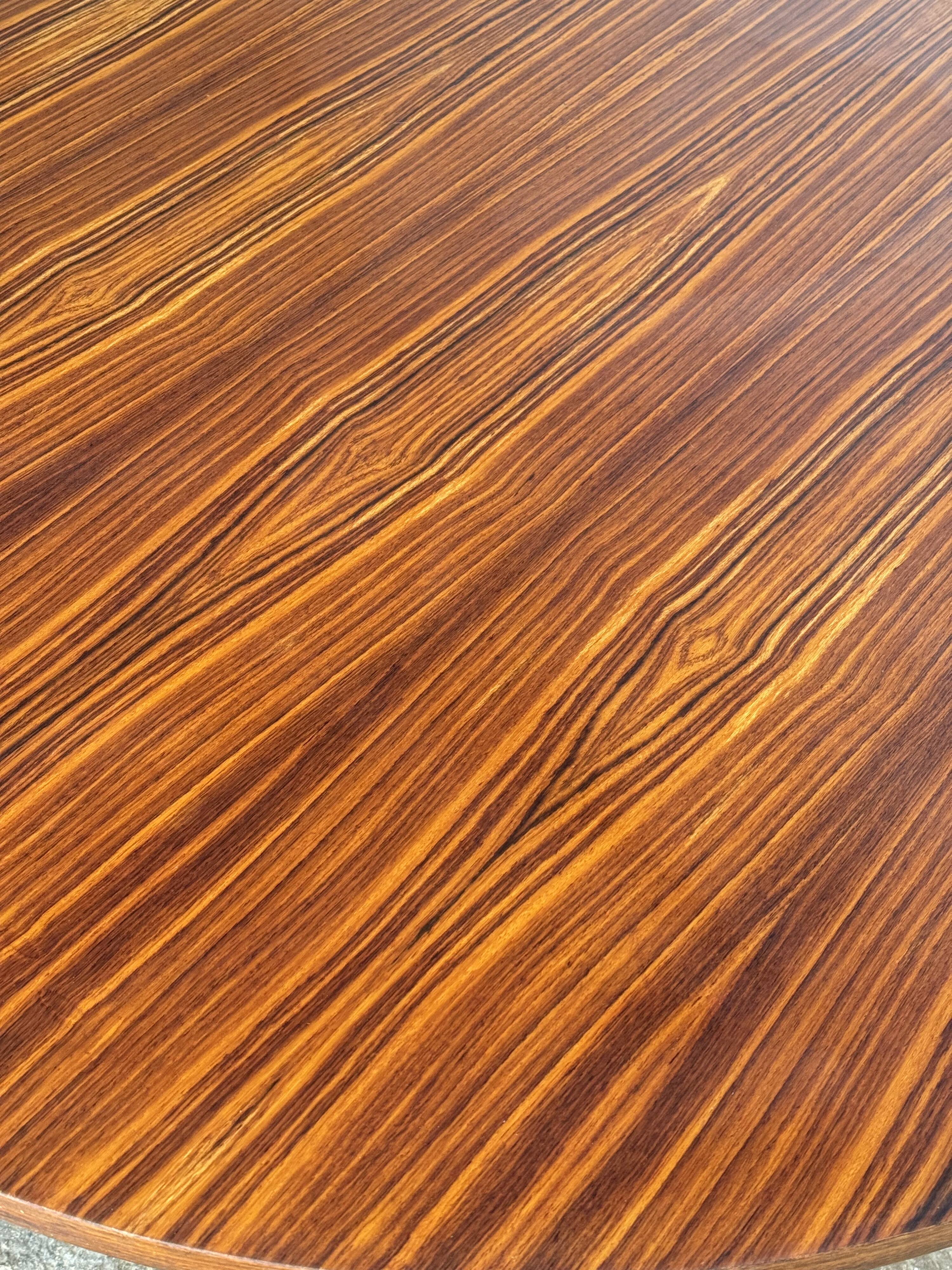 Wilhelm Renz coffee and high table