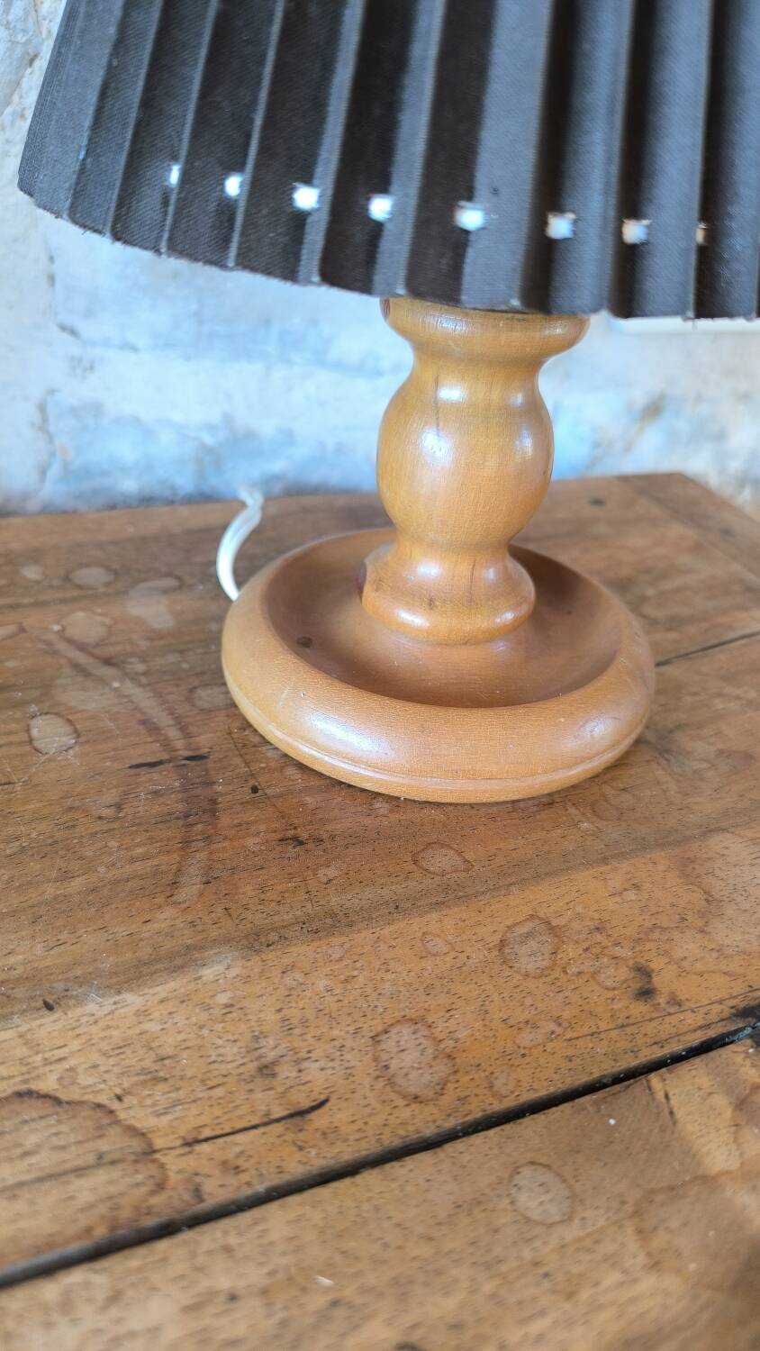 Turned wood table lamp
