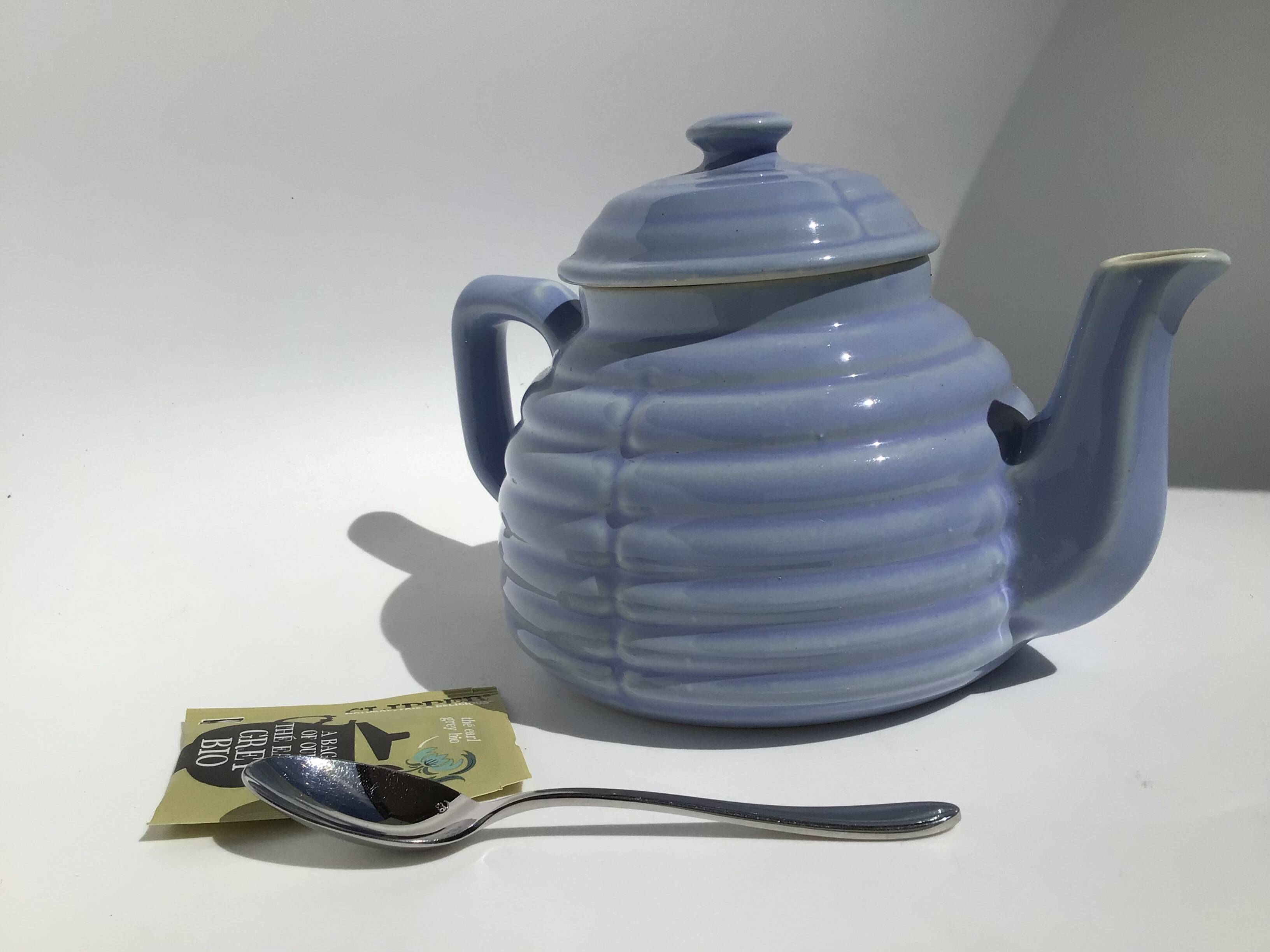 Parma art deco corrugated stoneware teapot 4/6 cups