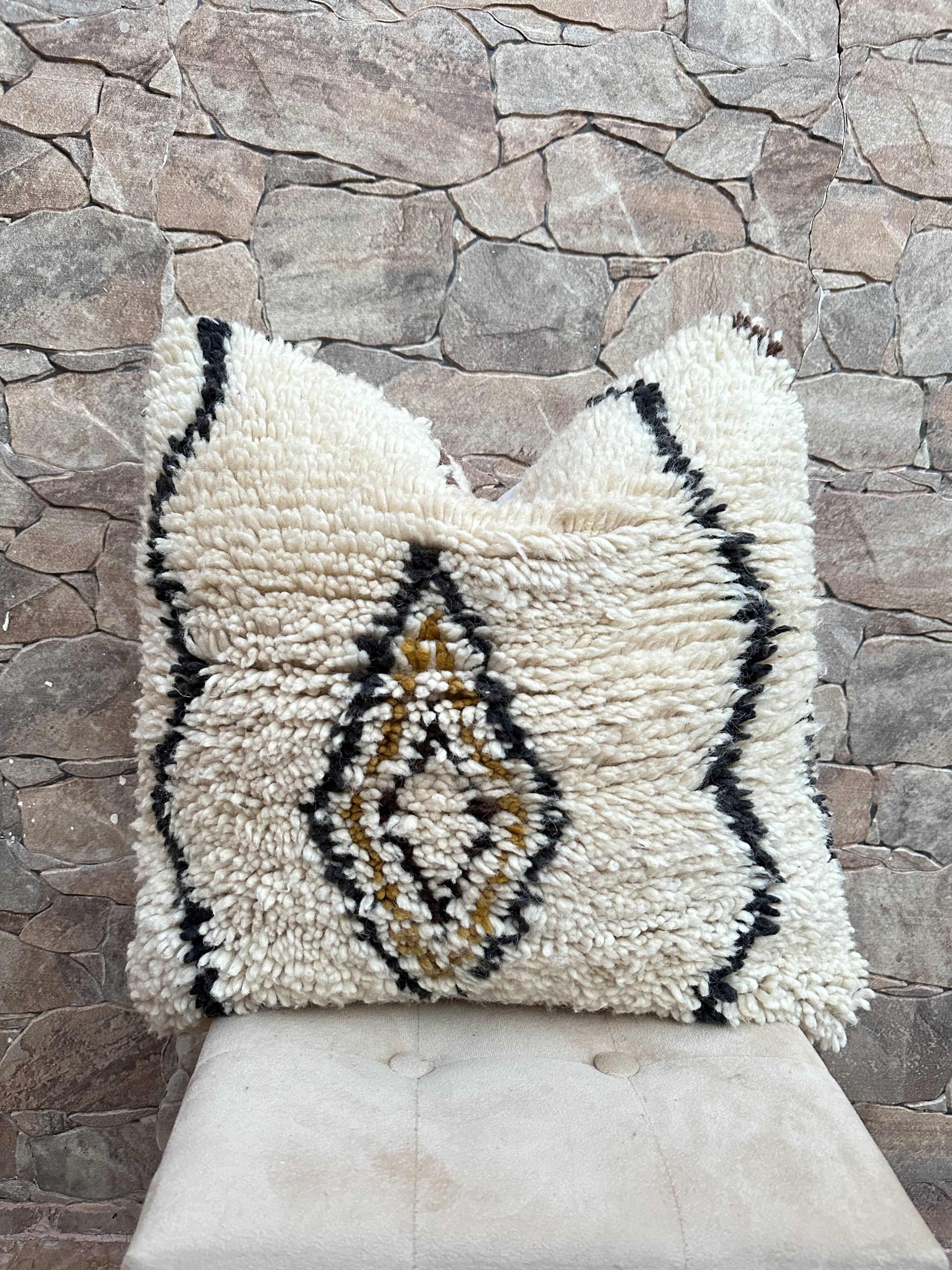 Azilal cushion cover / Authentic beni ourain cushion cover / Boho pillow cover