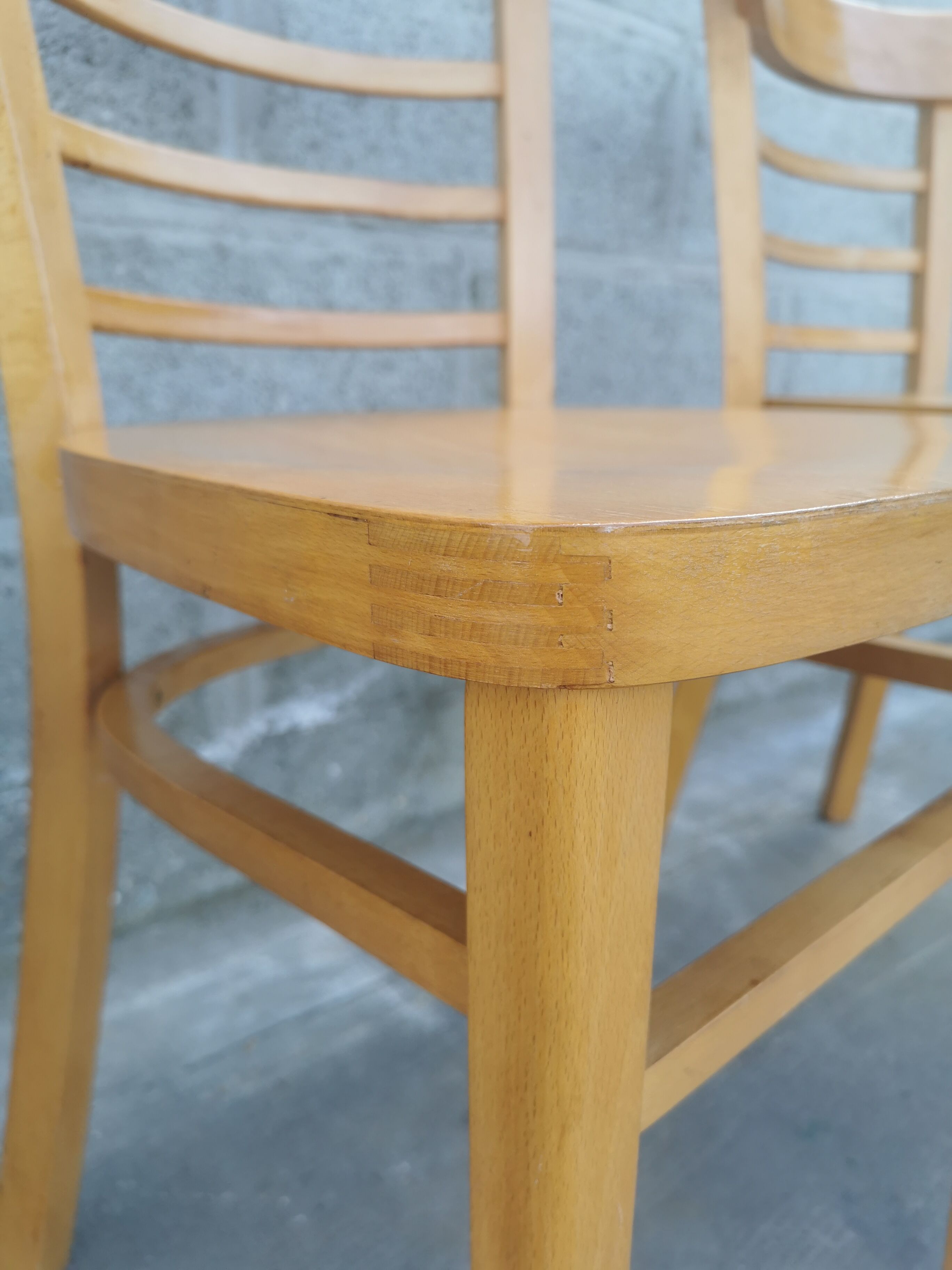 Set de quatre chaises bistrot Baumann