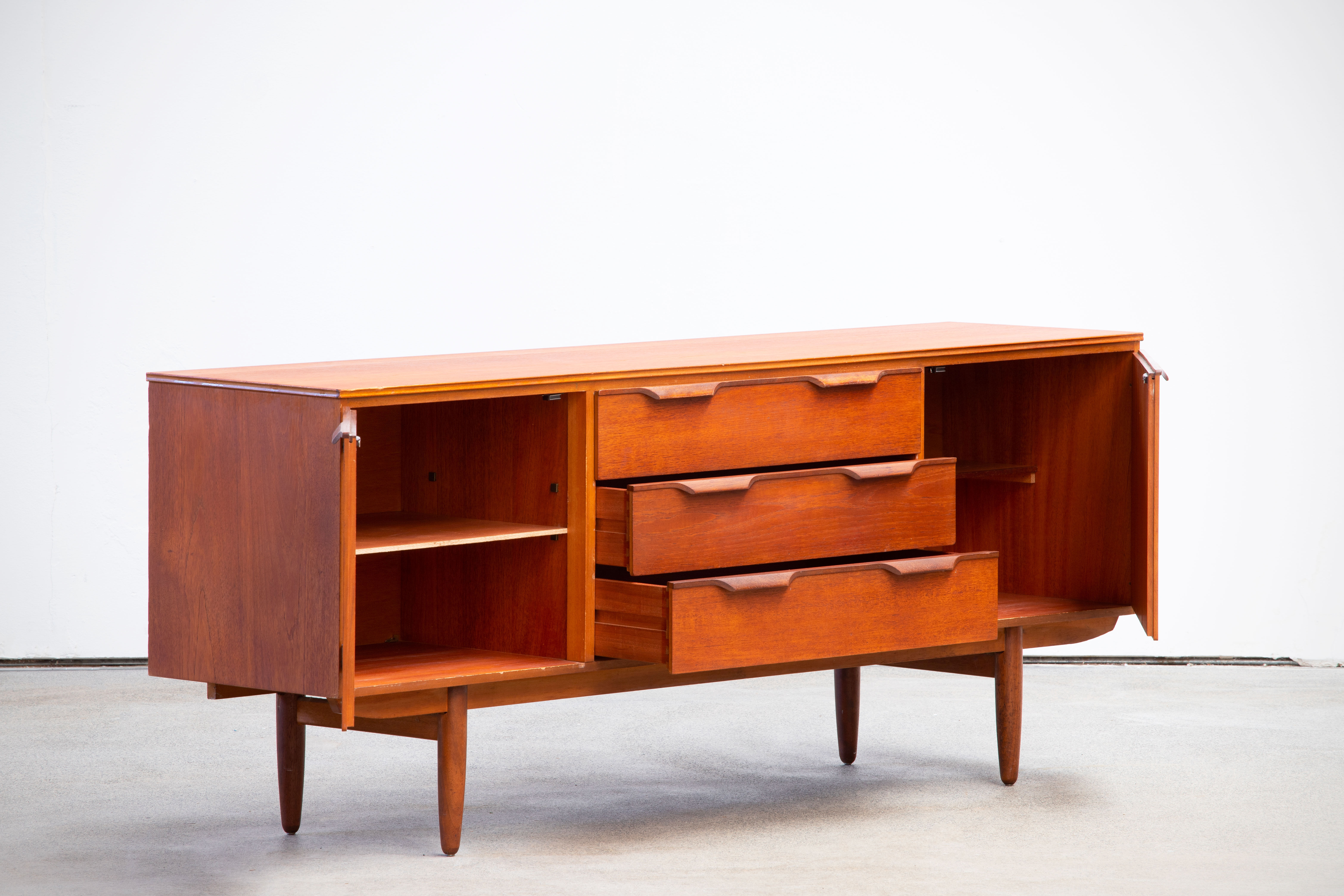 Vintage Scandinavian enfilade 1960