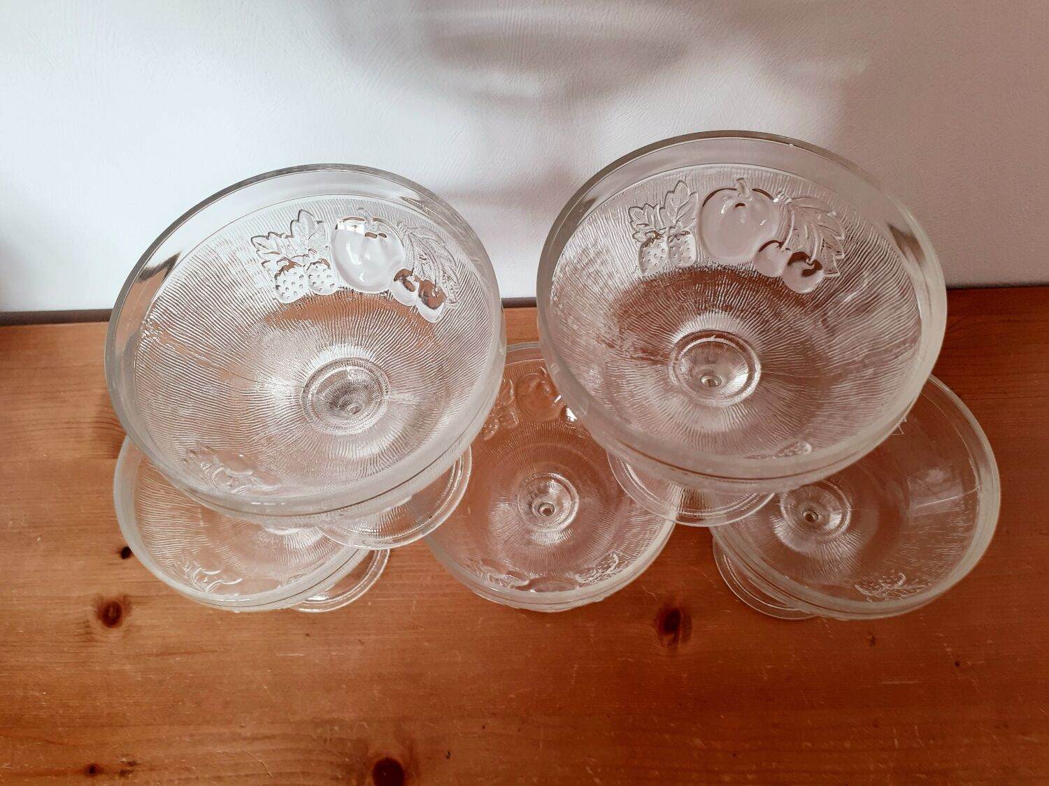 Vintage standing cups