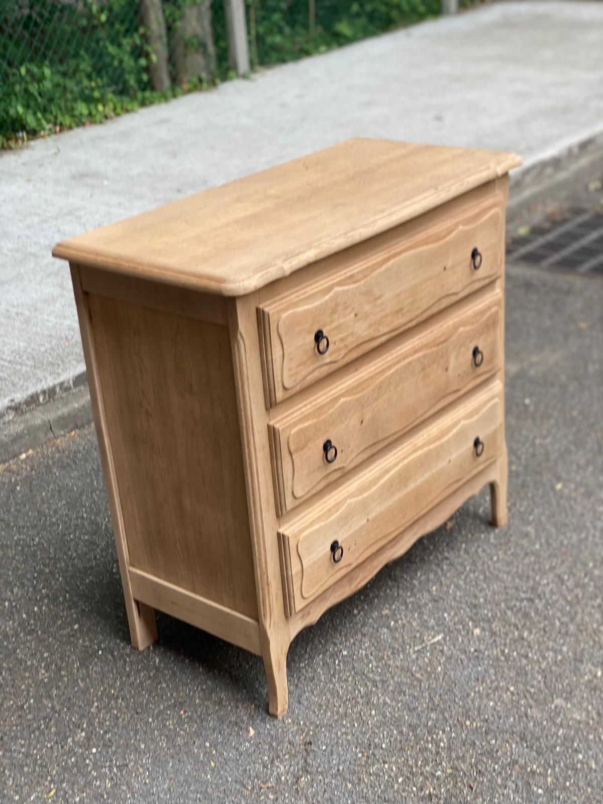 Vintage Bibus Louis XV commode renovated in oak from the 1950s.