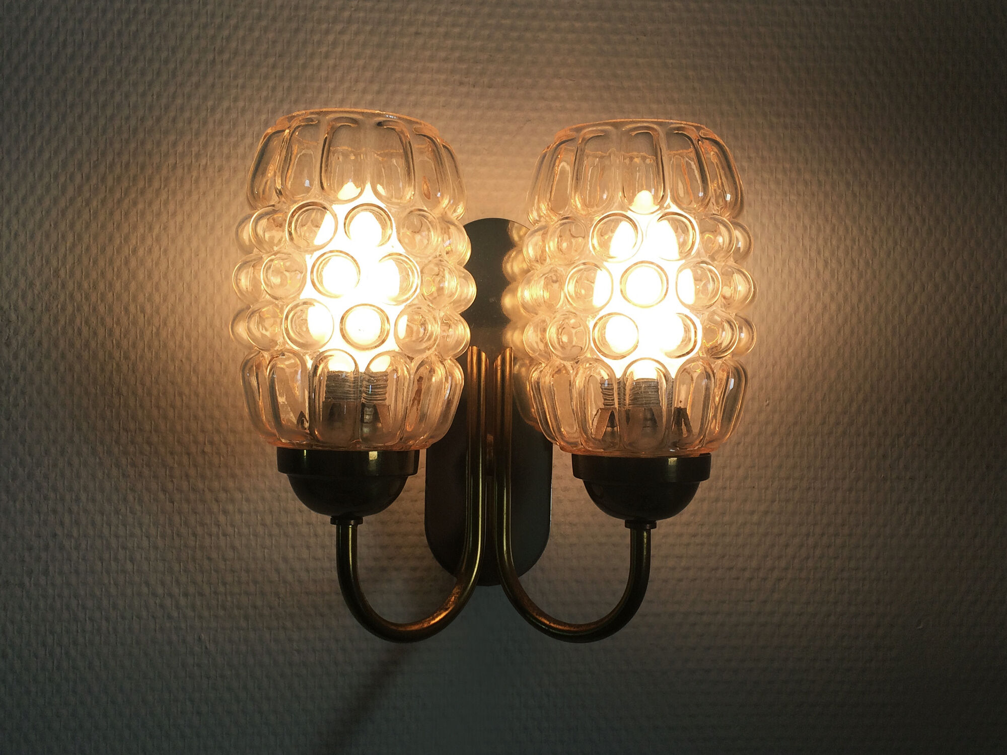 Graewe vintage wall applique double lights, amber bubble glasses. Year 50 60