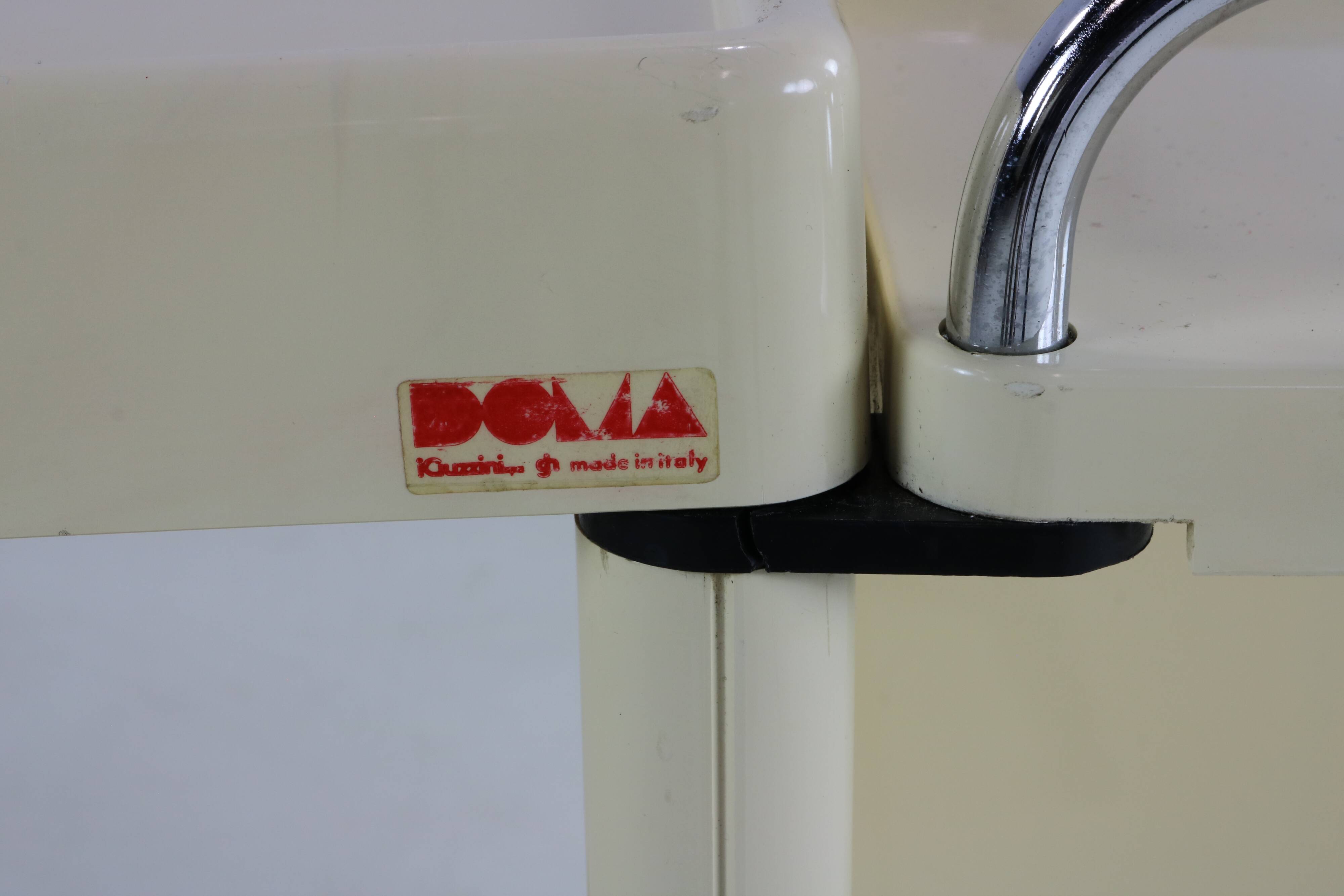 Original seventies serving trolley by iGuzzini Italy