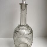 Carafe en verre moulé années 50