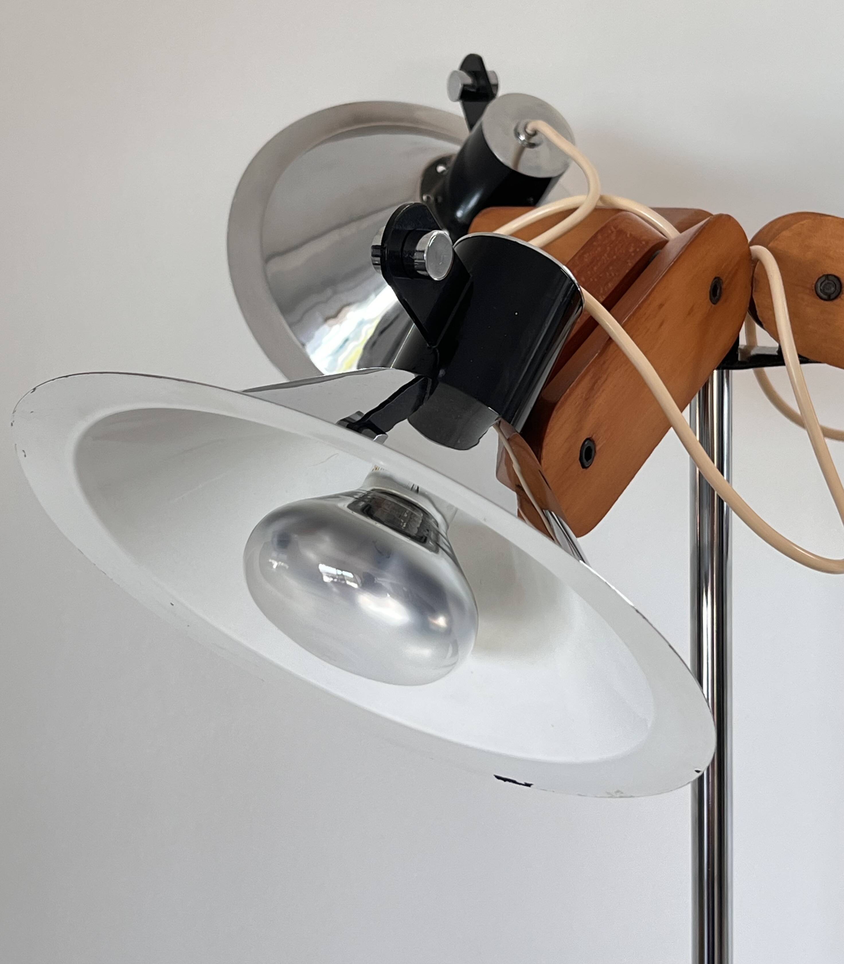 Three-light floor lamp in wood and chrome metal, Spain 1970s.