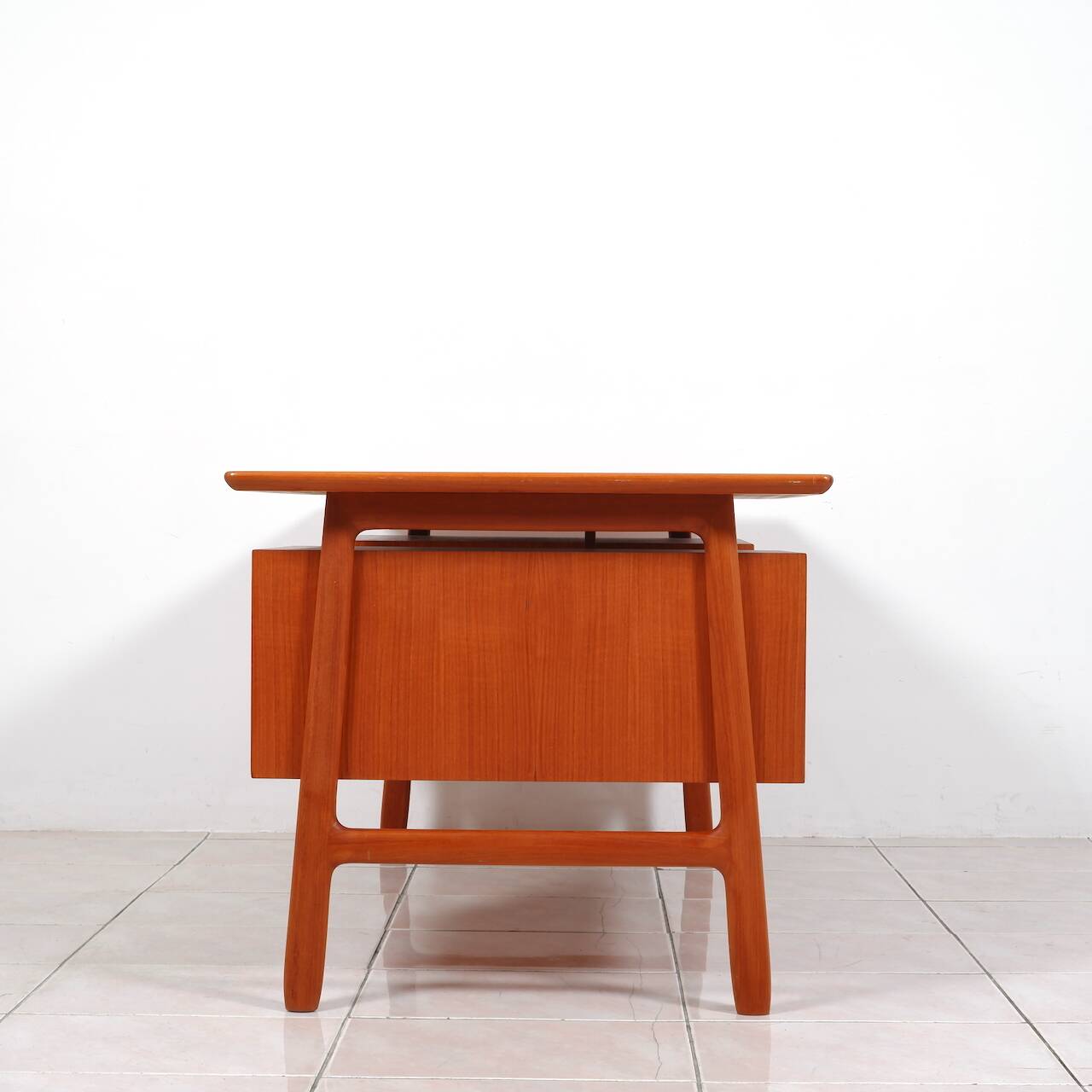 Teak writing desk „No. 75“ by Gunni Omann for Omann Jun Møbelfabrik